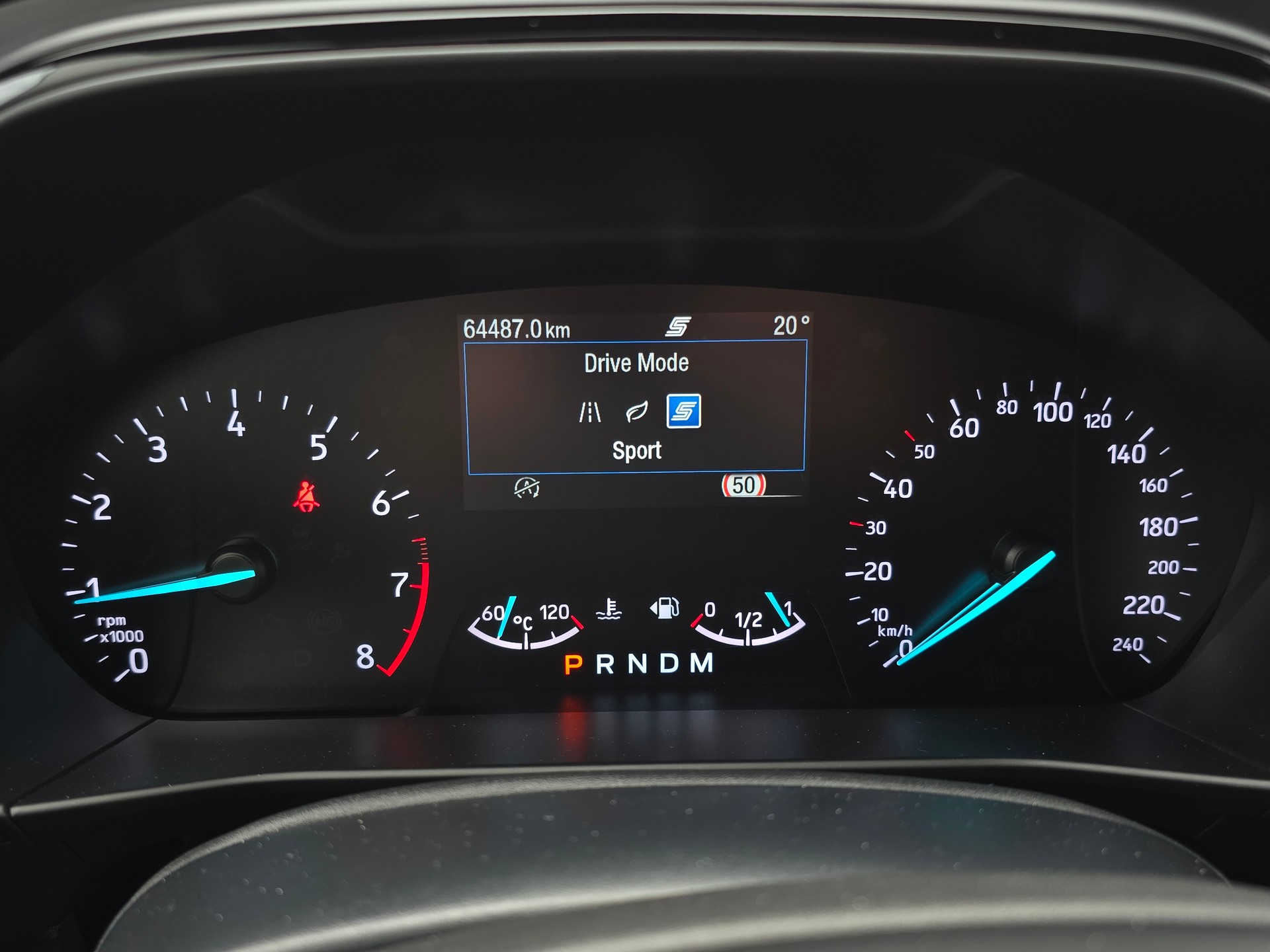 FORD Focus 1.5 SCTi ST Line X Automatic-image-18