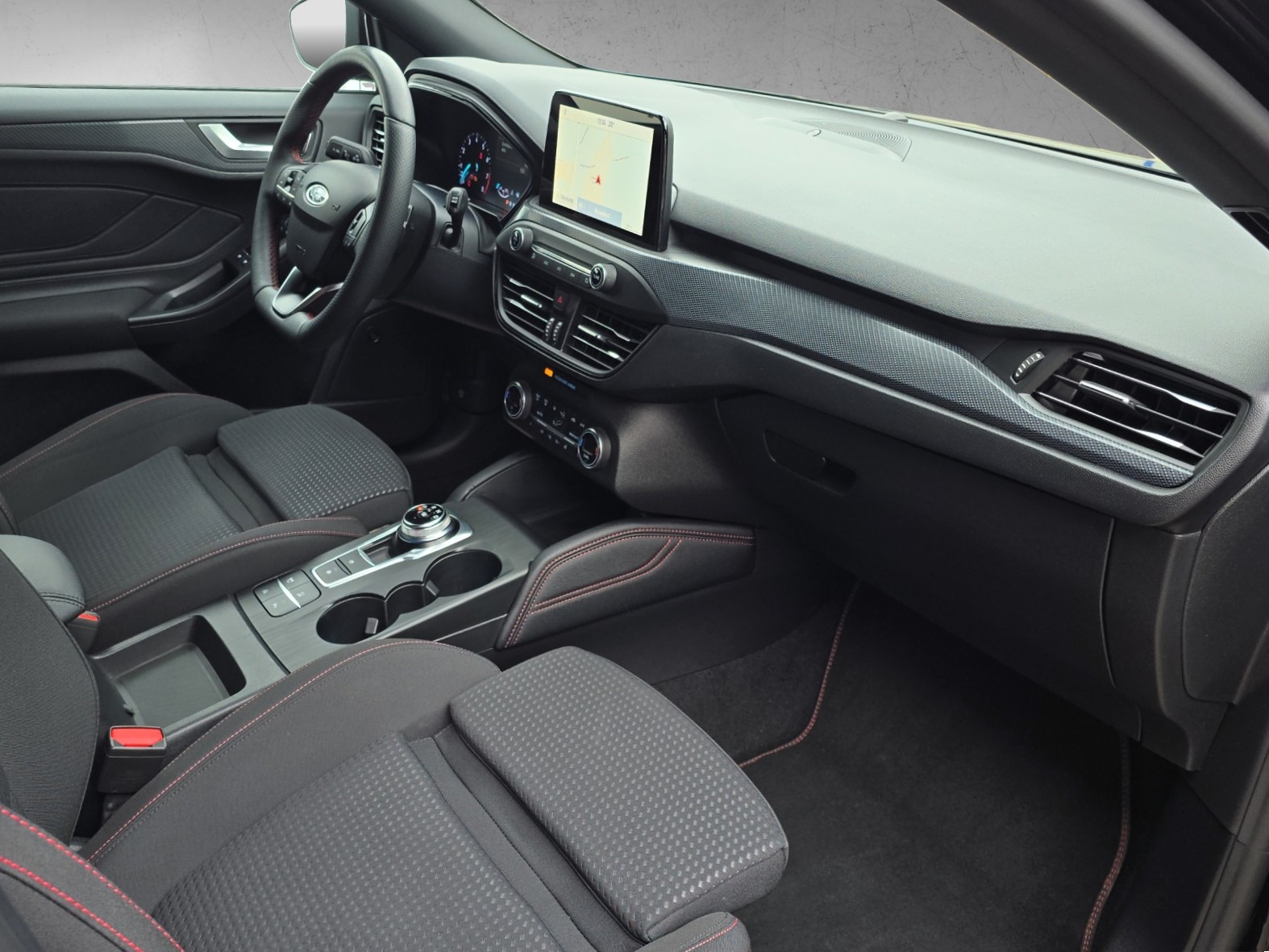 FORD Focus 1.5 SCTi ST Line X Automatic-image-10