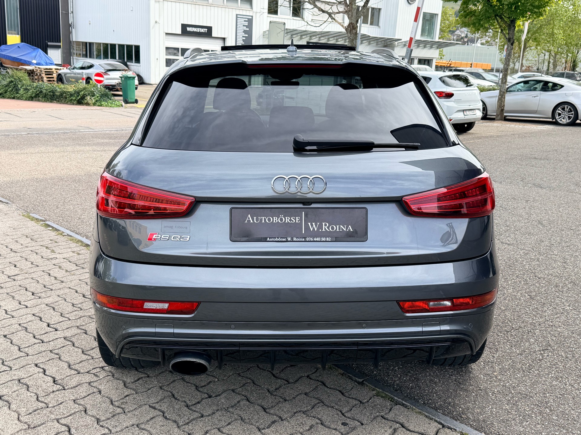 AUDI RS Q3 2.5 TFSI performance quattro S-tronic-showroom-element-3