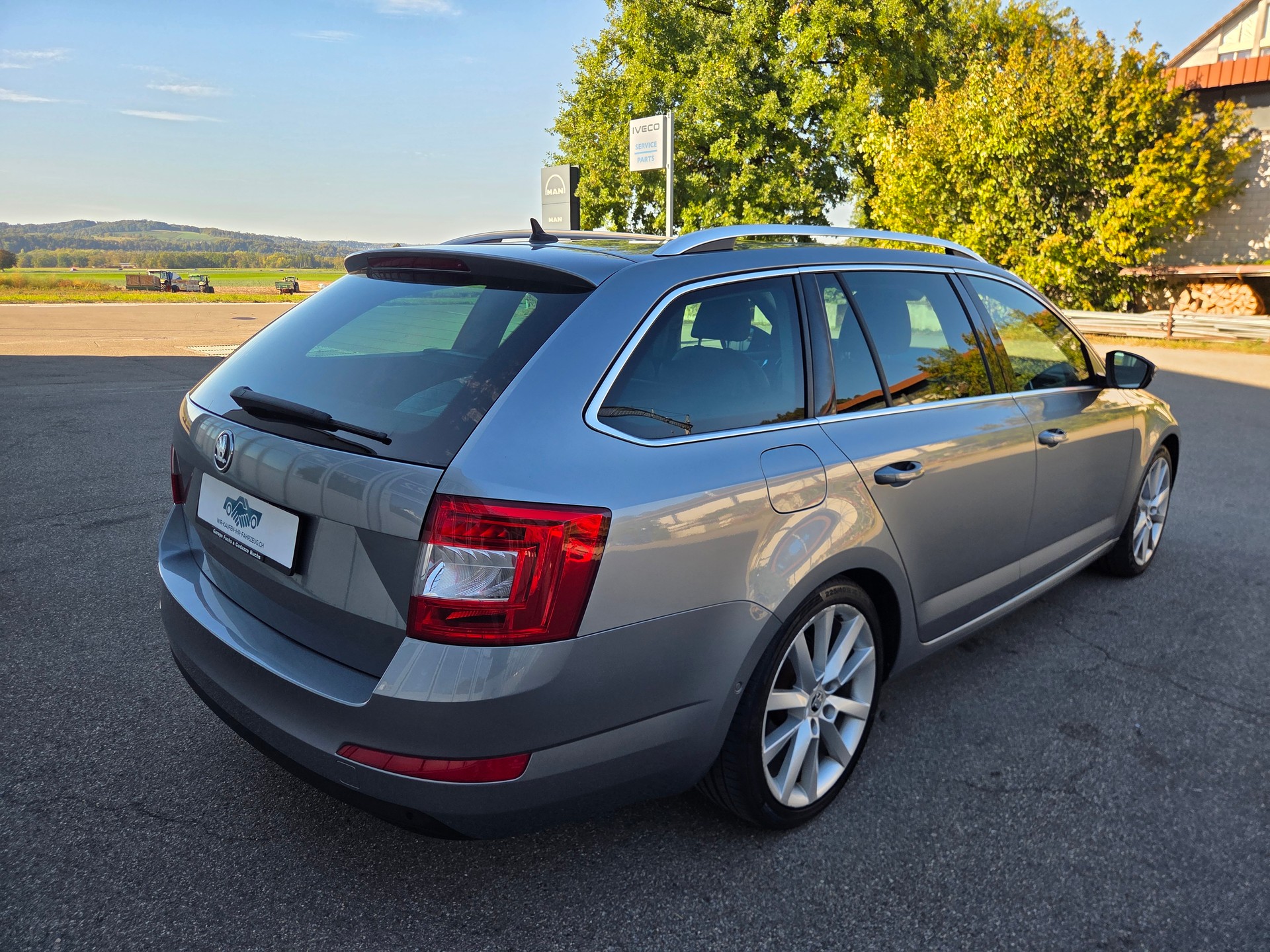 SKODA Octavia Combi 1.8 TSI Elegance 4x4 DSG-showroom-element-3