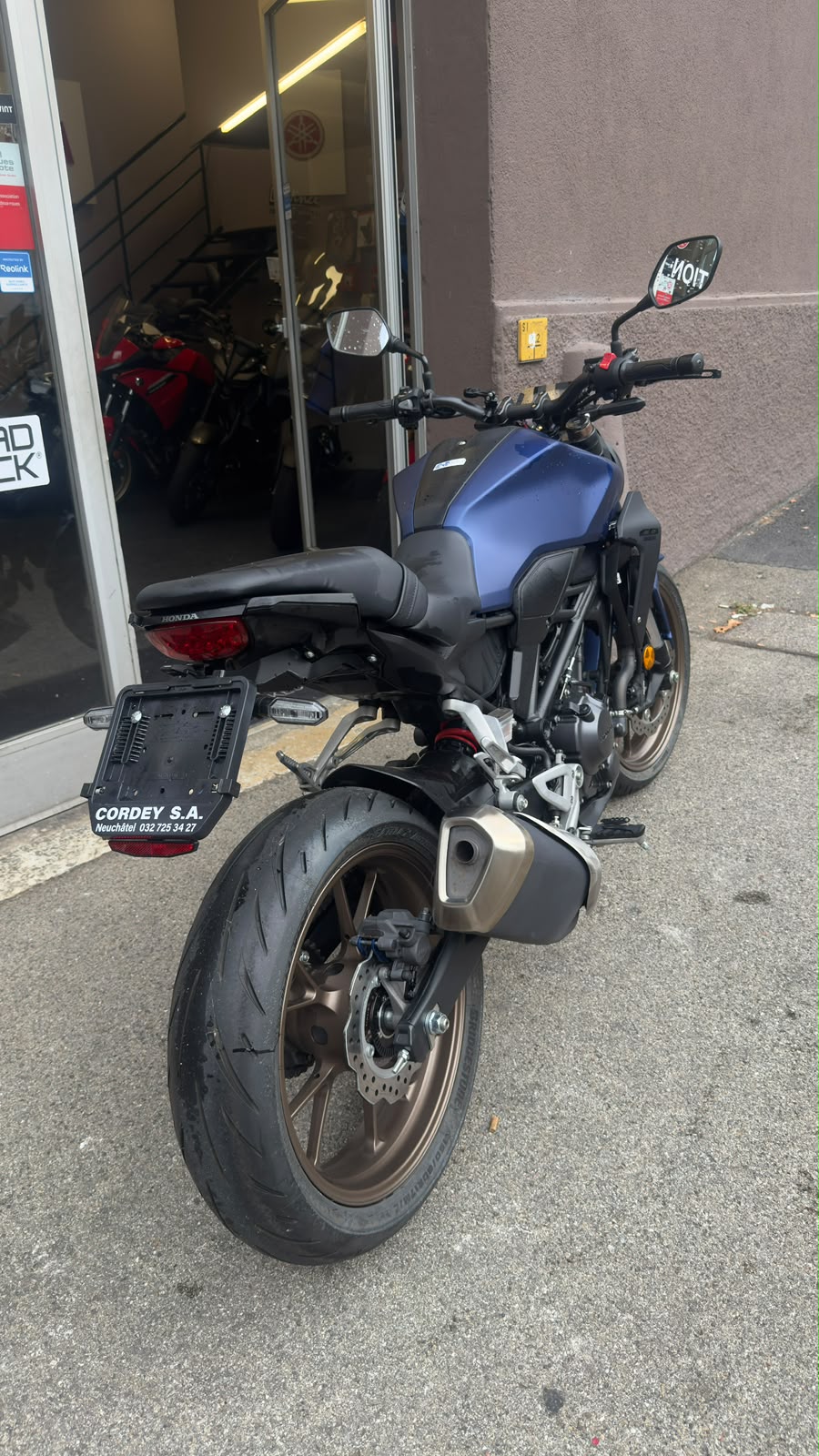 HONDA CB 300 R-image-3