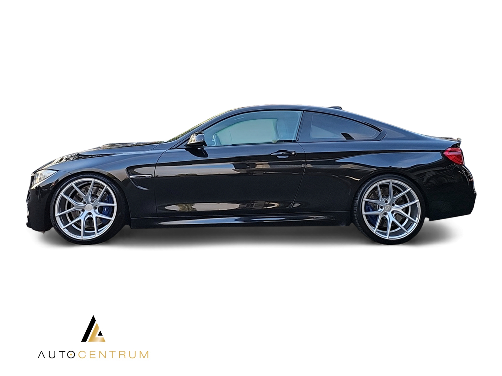 BMW M4 Coupé DKG-showroom-element-2
