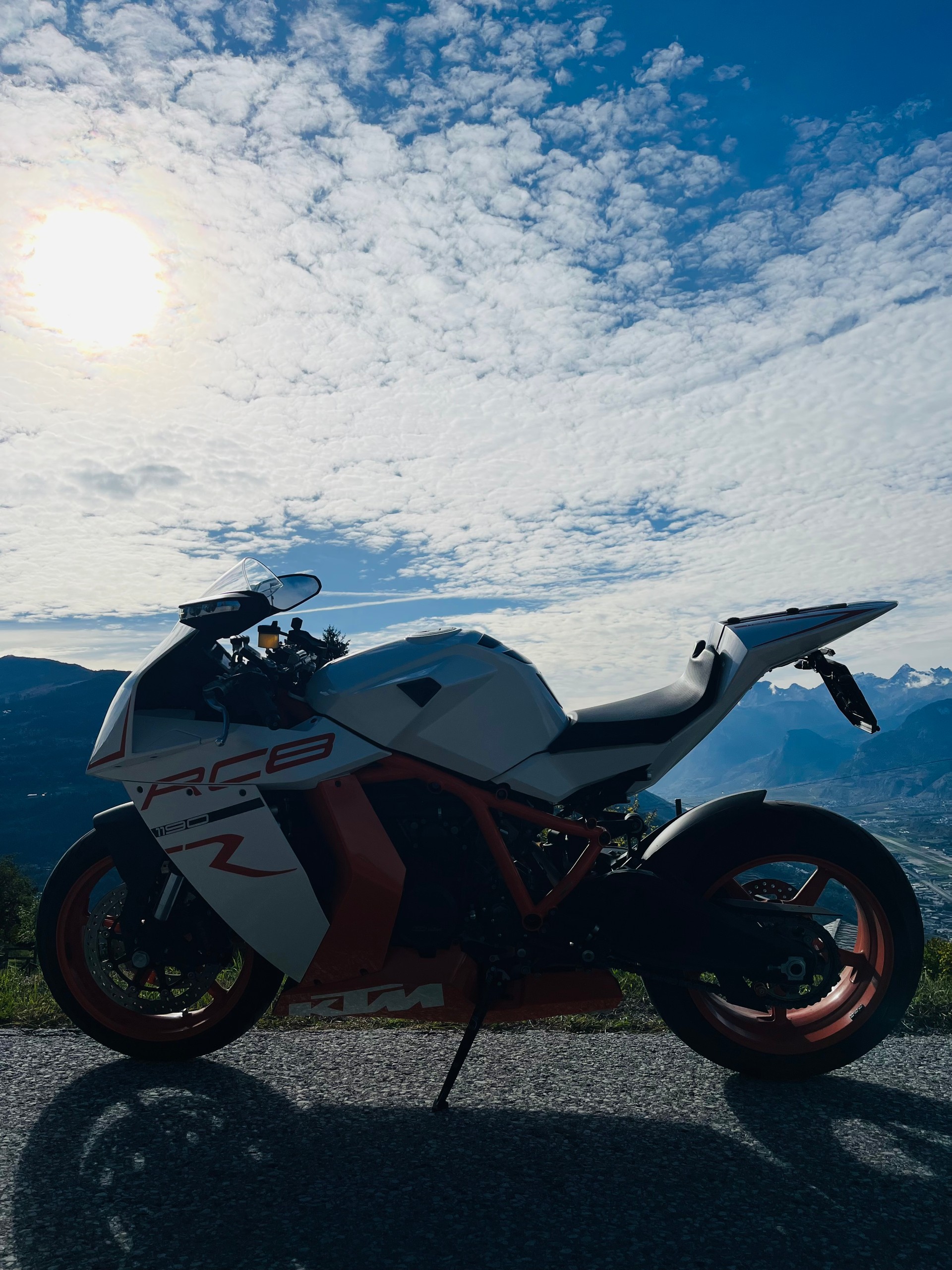KTM 1190 RC8 R-image-2