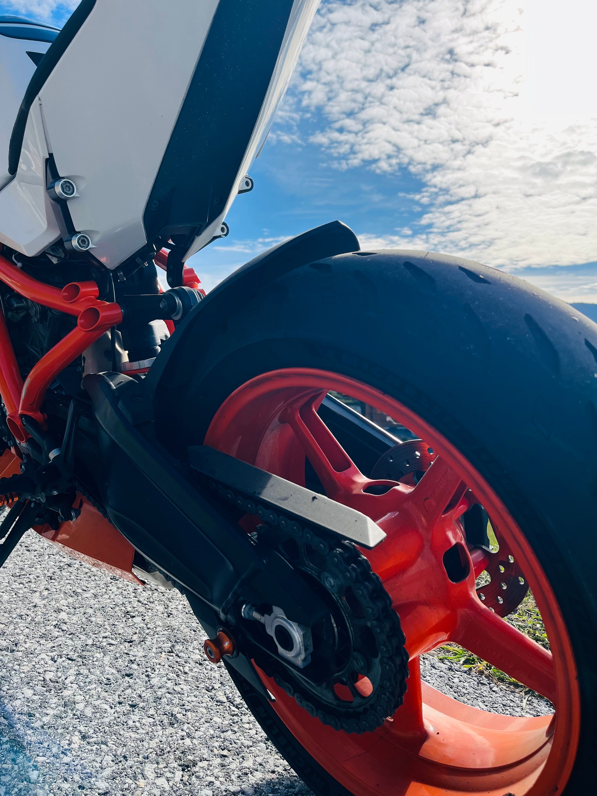 KTM 1190 RC8 R-image-9