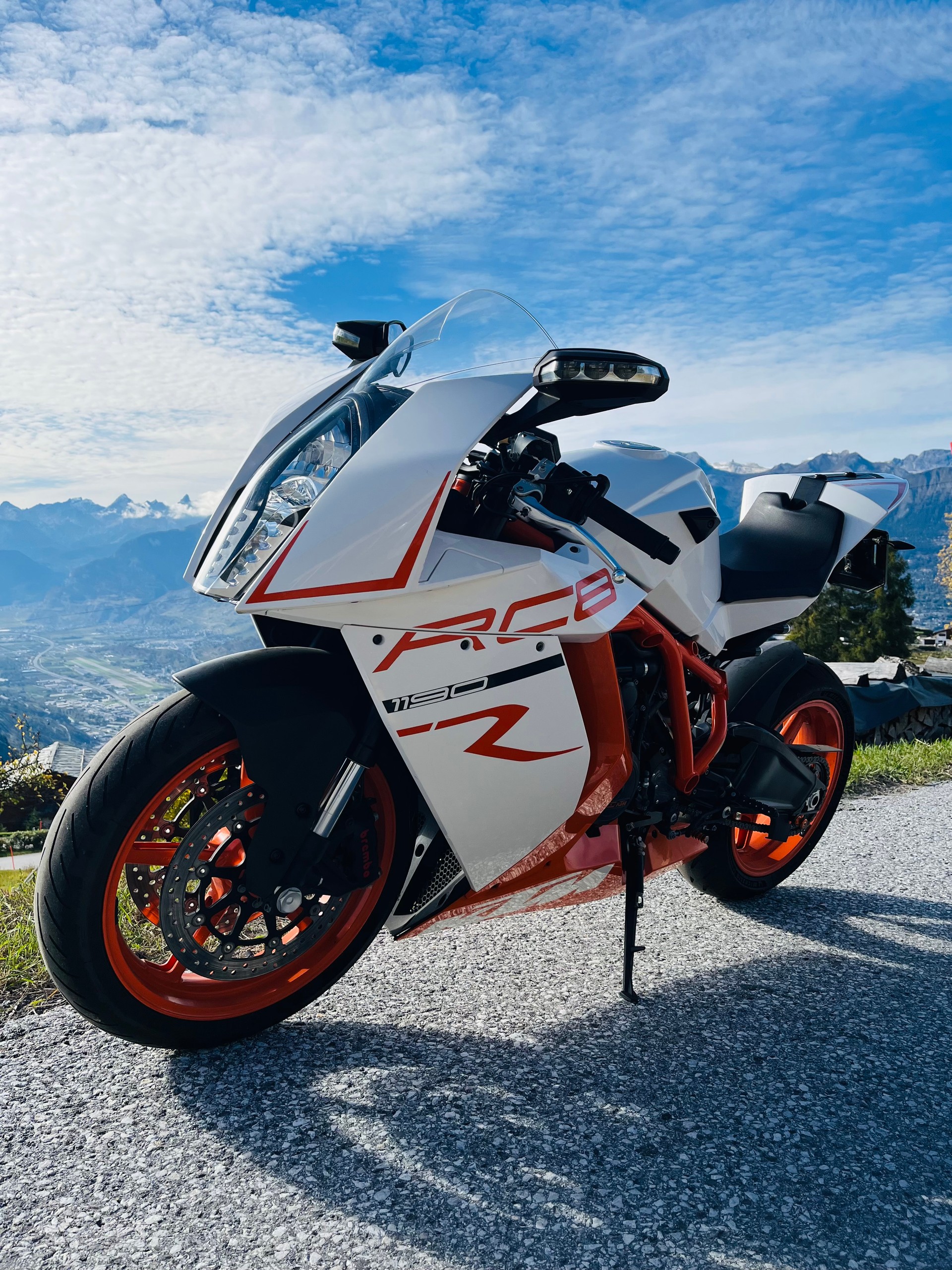 KTM 1190 RC8 R-image-0