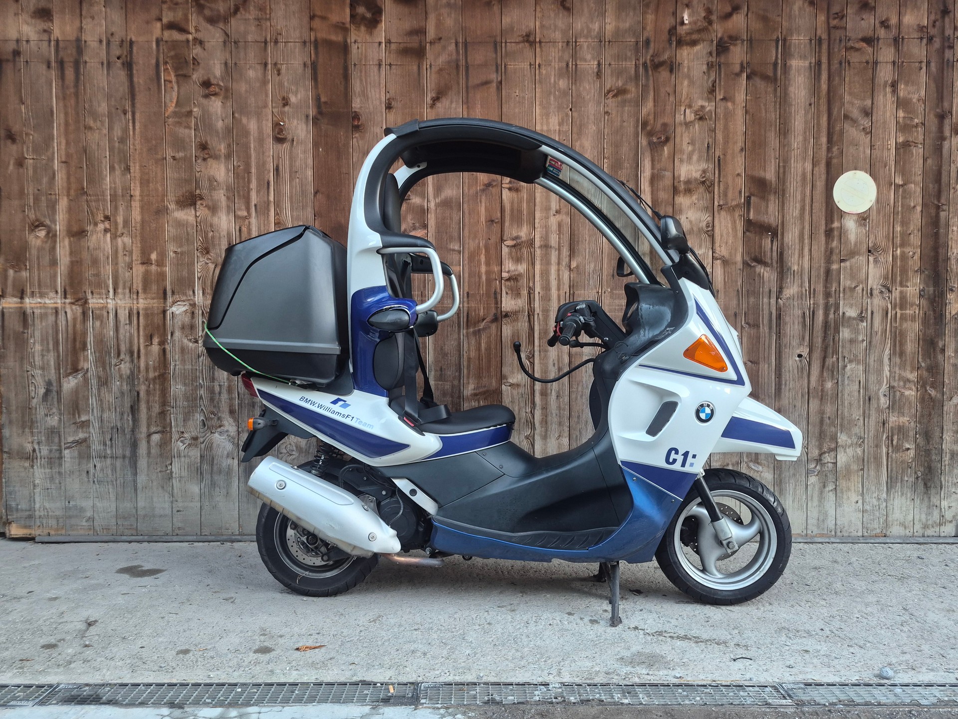 BMW C1 Sondermodell F1-image-3