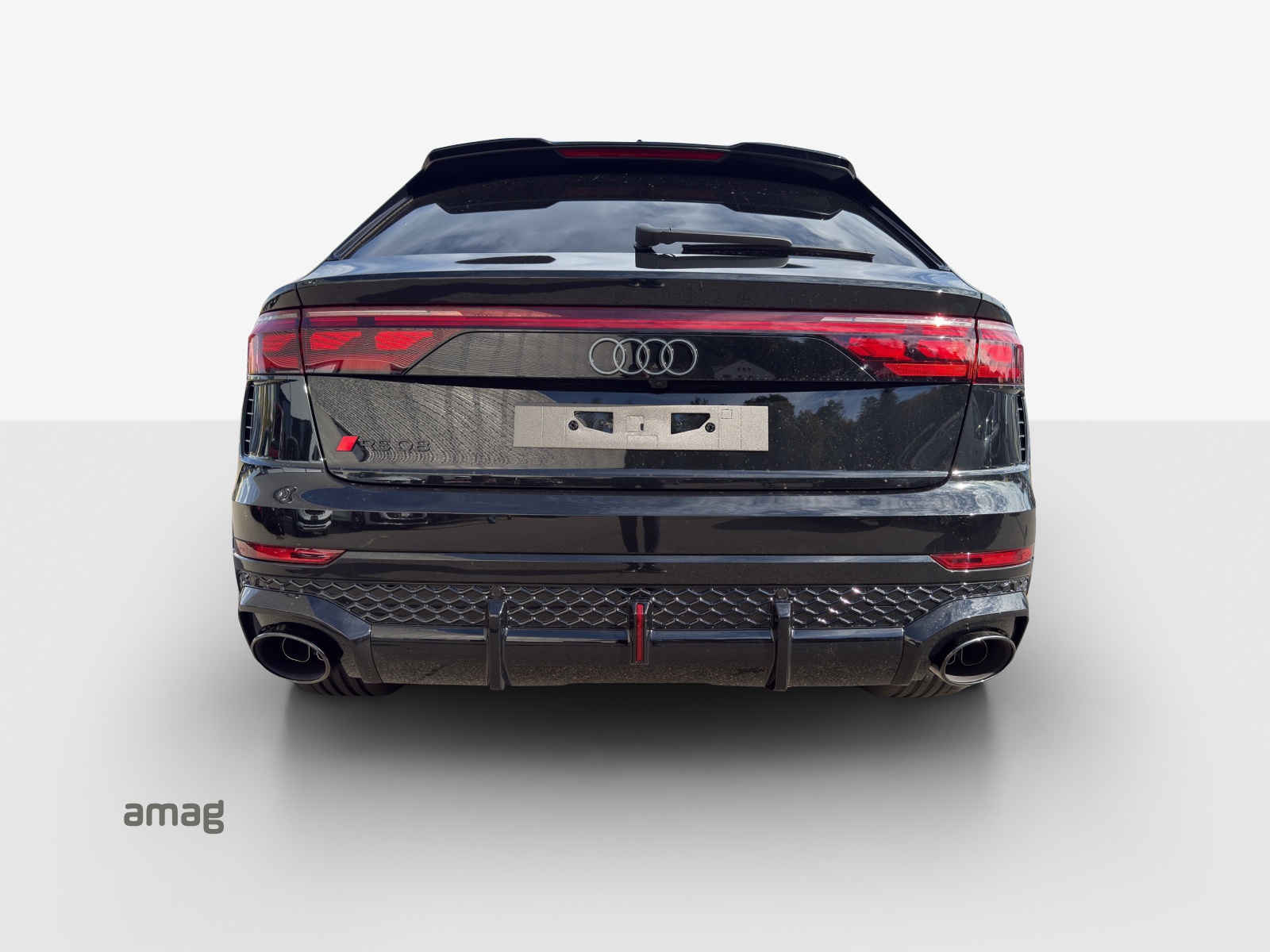 AUDI RSQ8 performance quattro-showroom-element-3