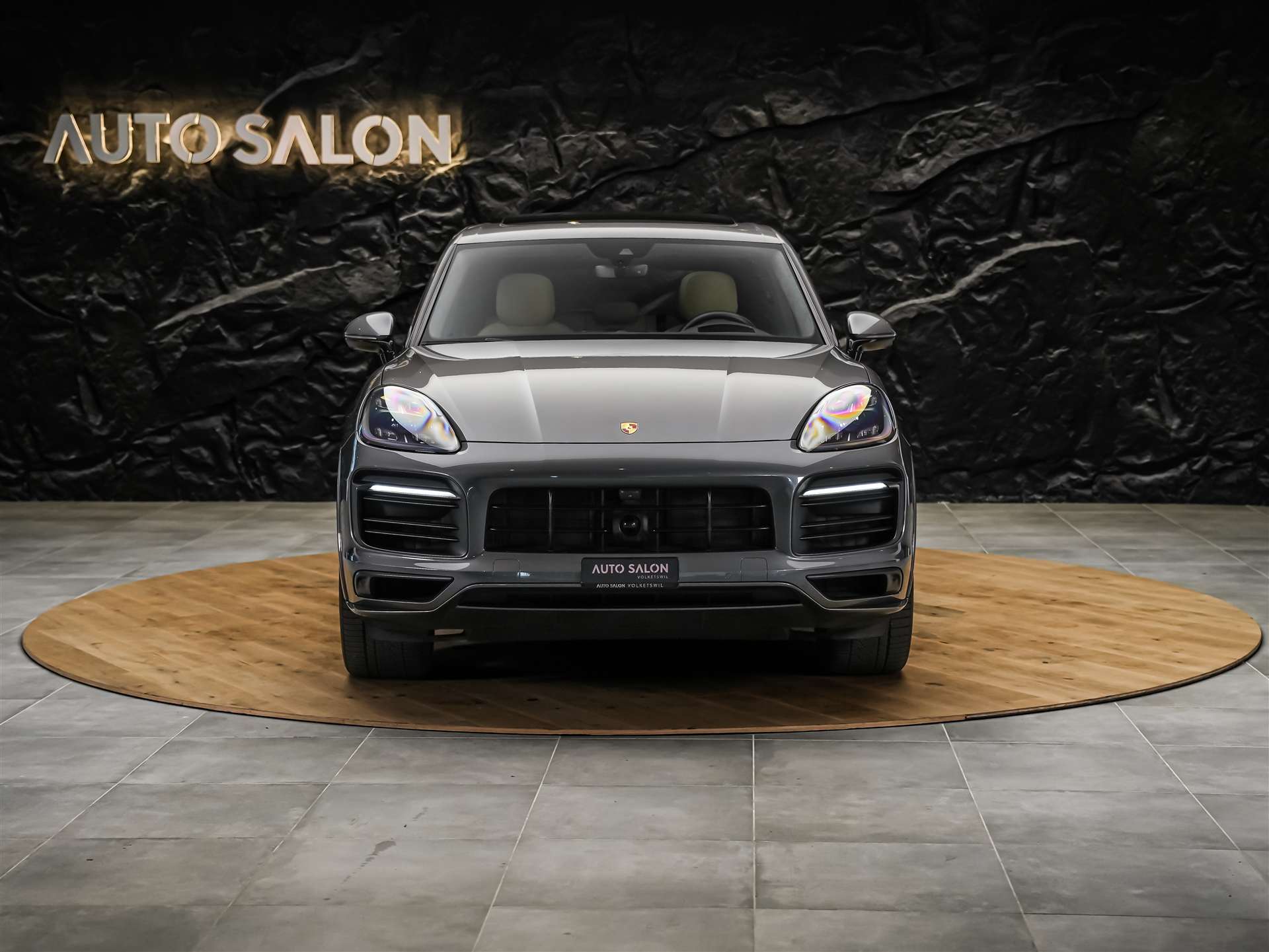 PORSCHE Cayenne 4.0 V8 GTS *CH Auto*Panorama*Massage*Allradlenkung*-image-6