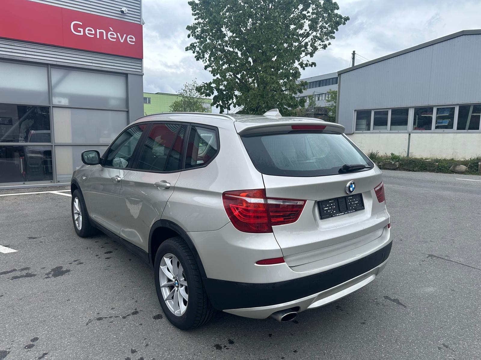 BMW X3 xDrive 20i Steptronic-image-4