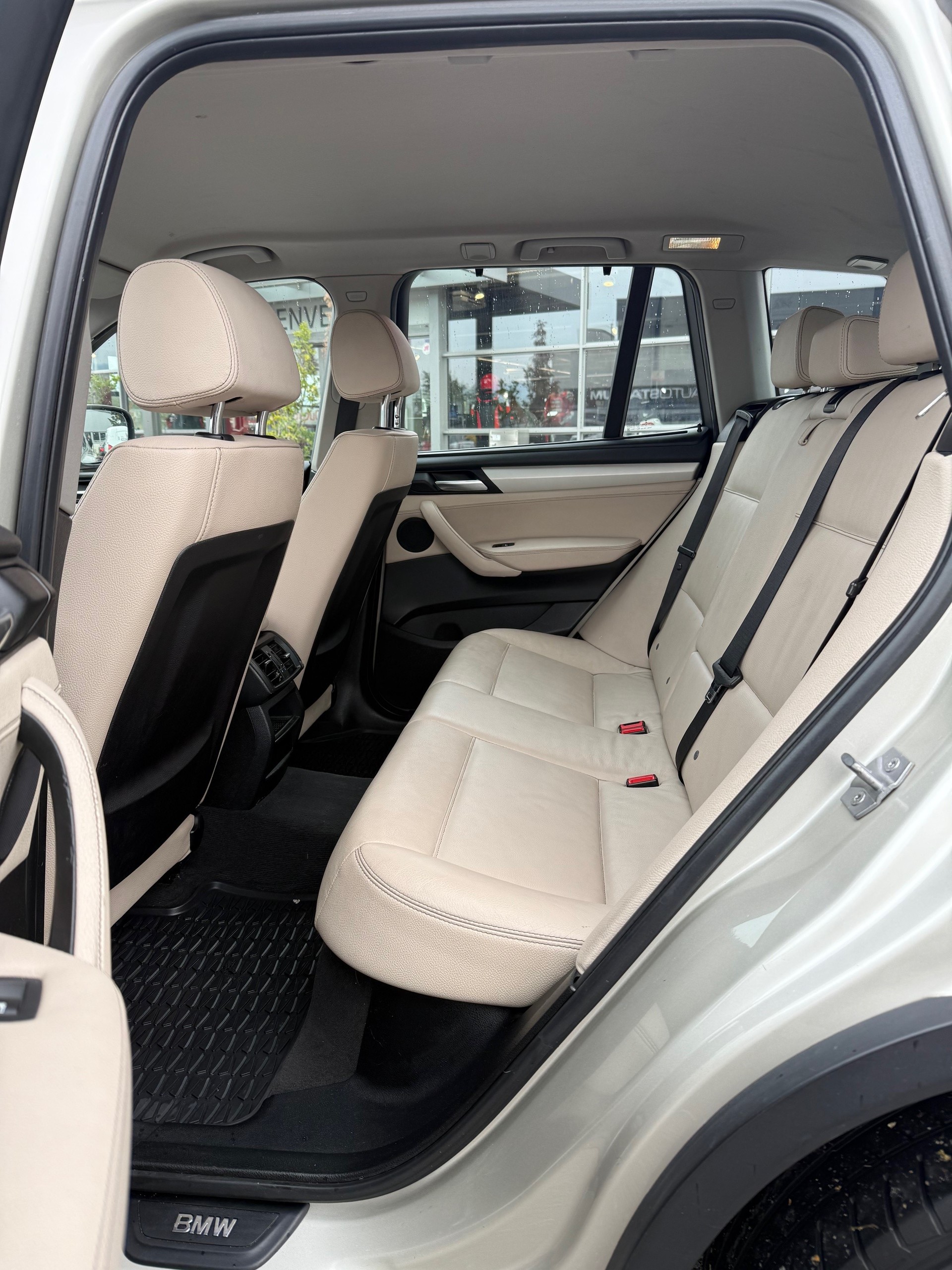 BMW X3 xDrive 20i Steptronic-image-7