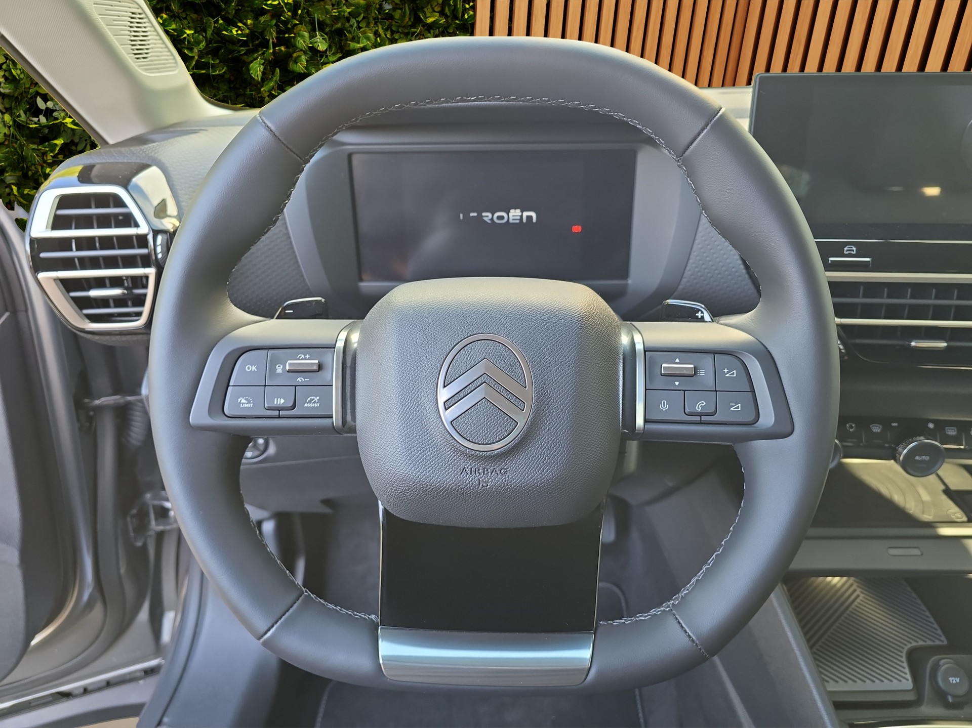 CITROEN C4 HEV Max e-DCS6-image-8