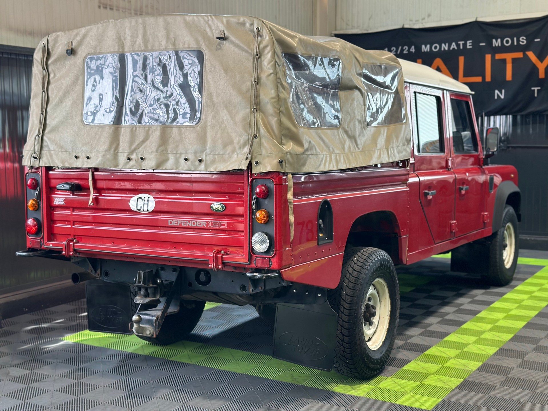 LAND ROVER Defender 130 2.5Td5-image-4
