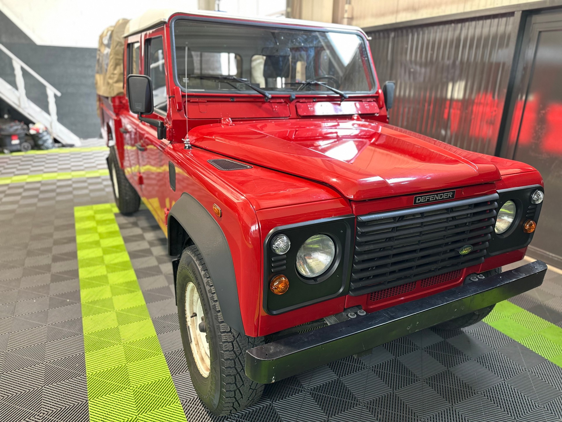 LAND ROVER Defender 130 2.5Td5-image-1