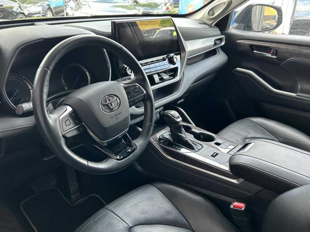 TOYOTA Highlander 2.5 HSD Premium e-CVT-showroom-element-3