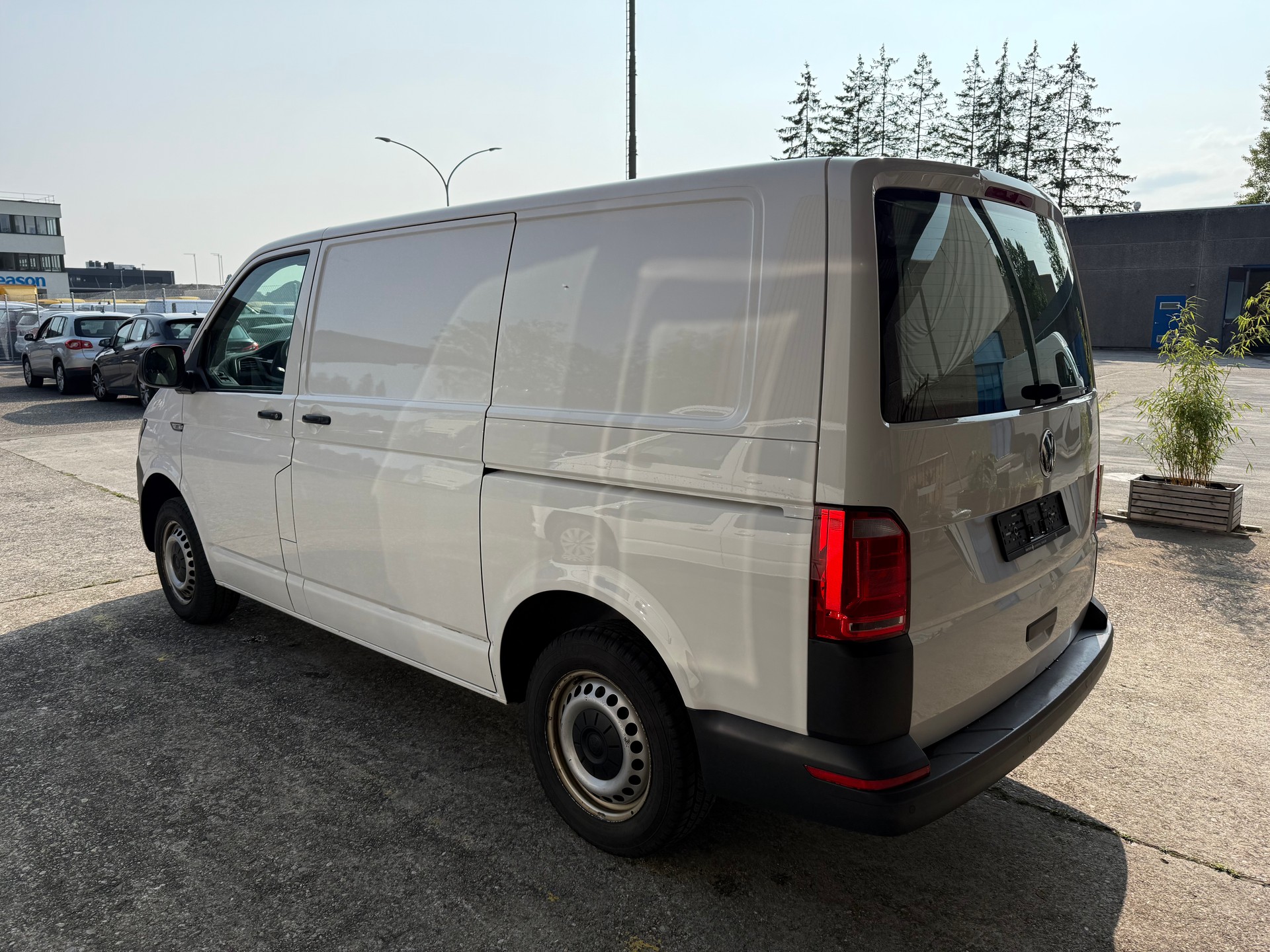 VW T6 2.0 TDI 4Motion DSG-image-5