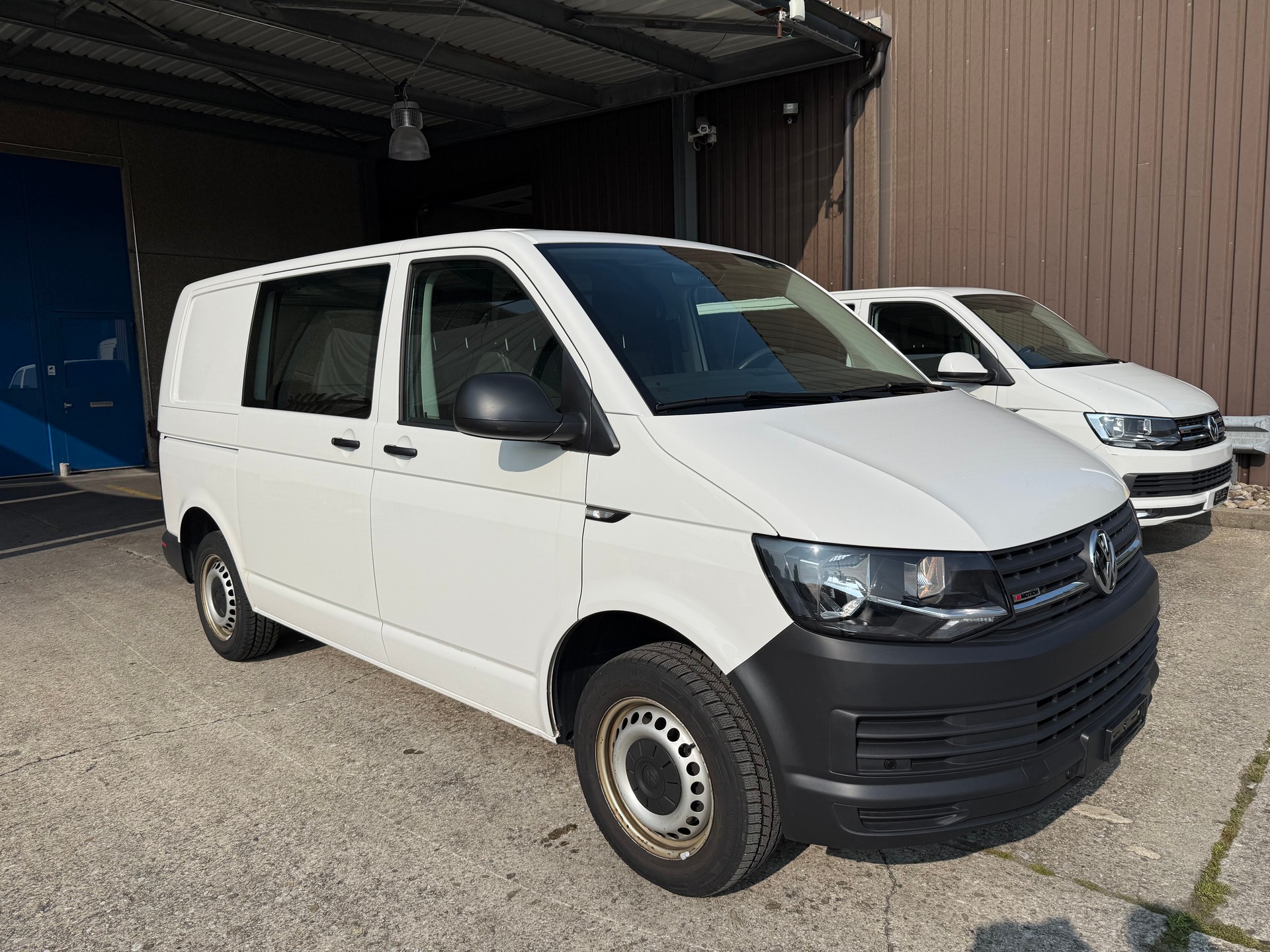 VW T6 2.0 TDI 4Motion DSG-image-2
