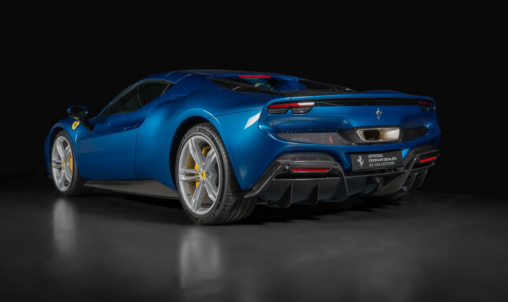 FERRARI 296 GTS-image-12