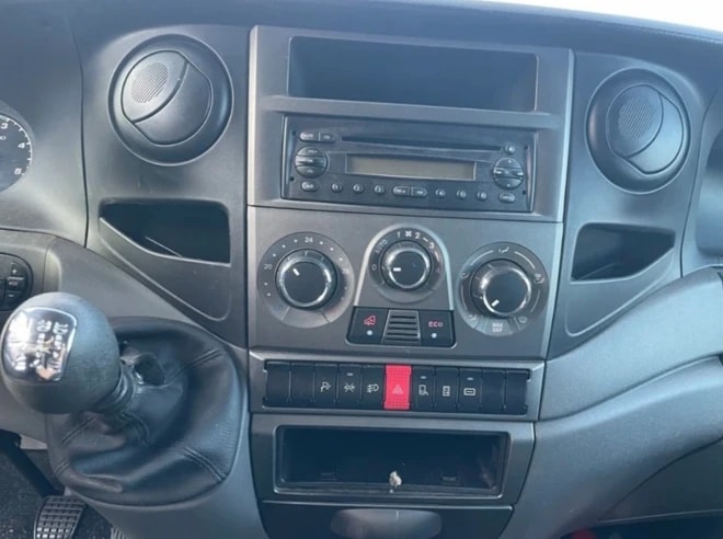 IVECO 35 S 15 V-image-7