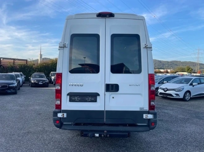 IVECO 35 S 15 V-image-3