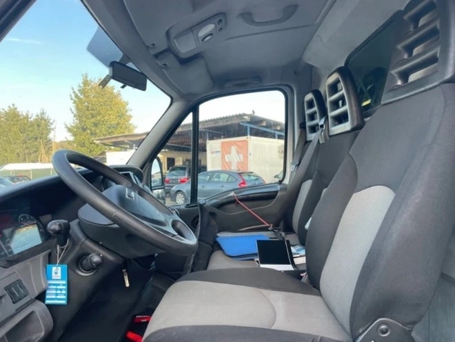 IVECO 35 S 15 V-image-6