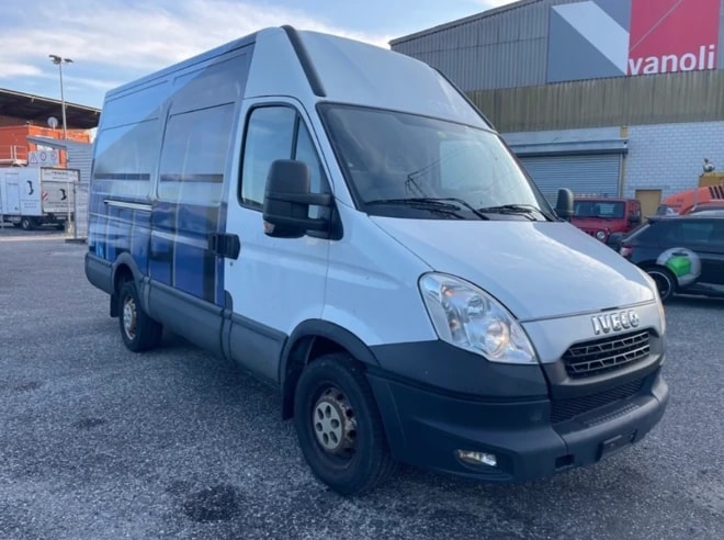 IVECO 35 S 15 V-image-5