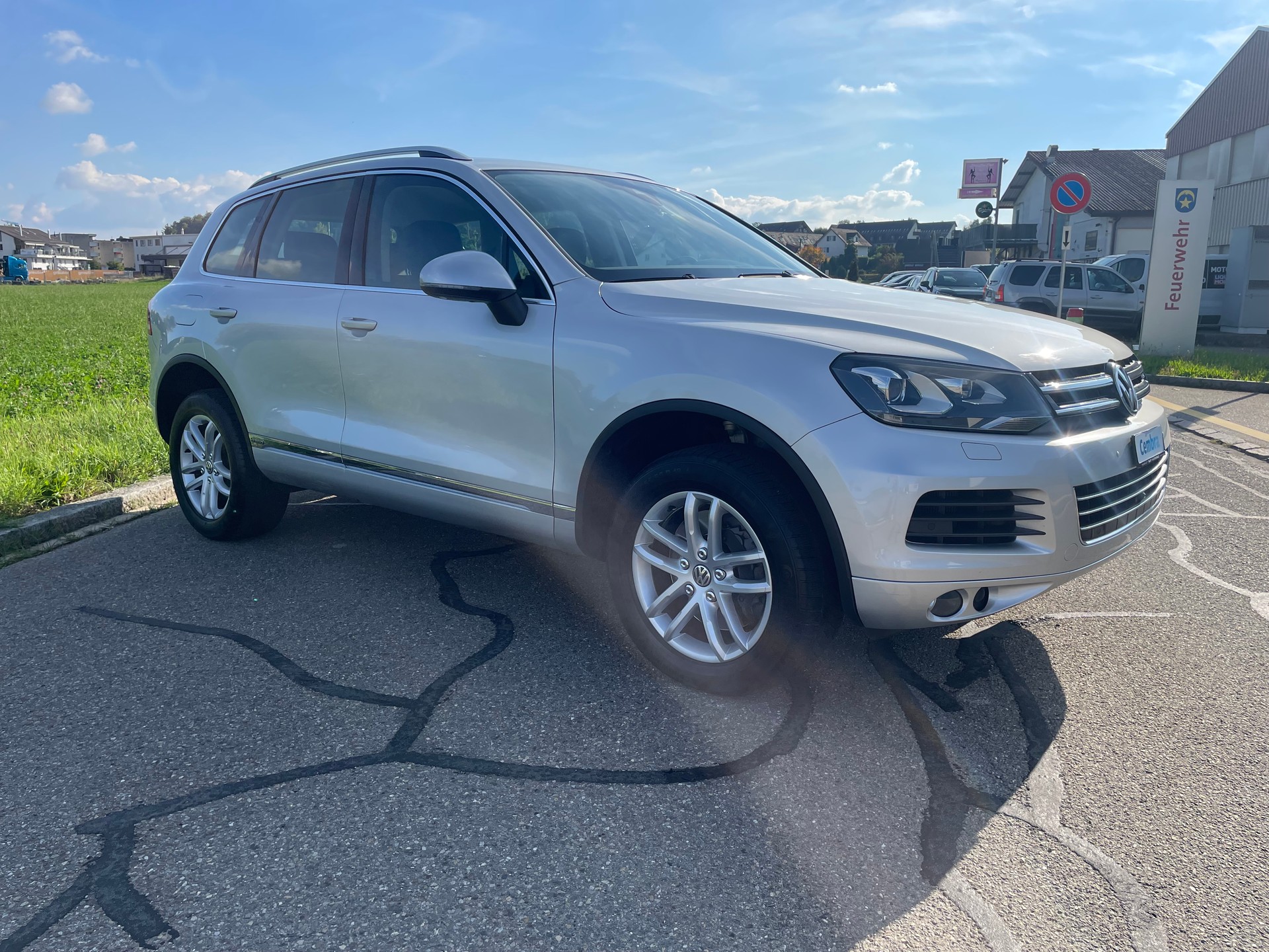 VW Touareg 3.0 TSI Hybrid Tiptronic * HYBRID - 3500kg AHK *-image-6