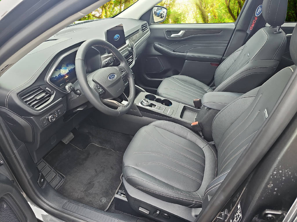 FORD Kuga 2.5 Hybrid Vignale-image-5