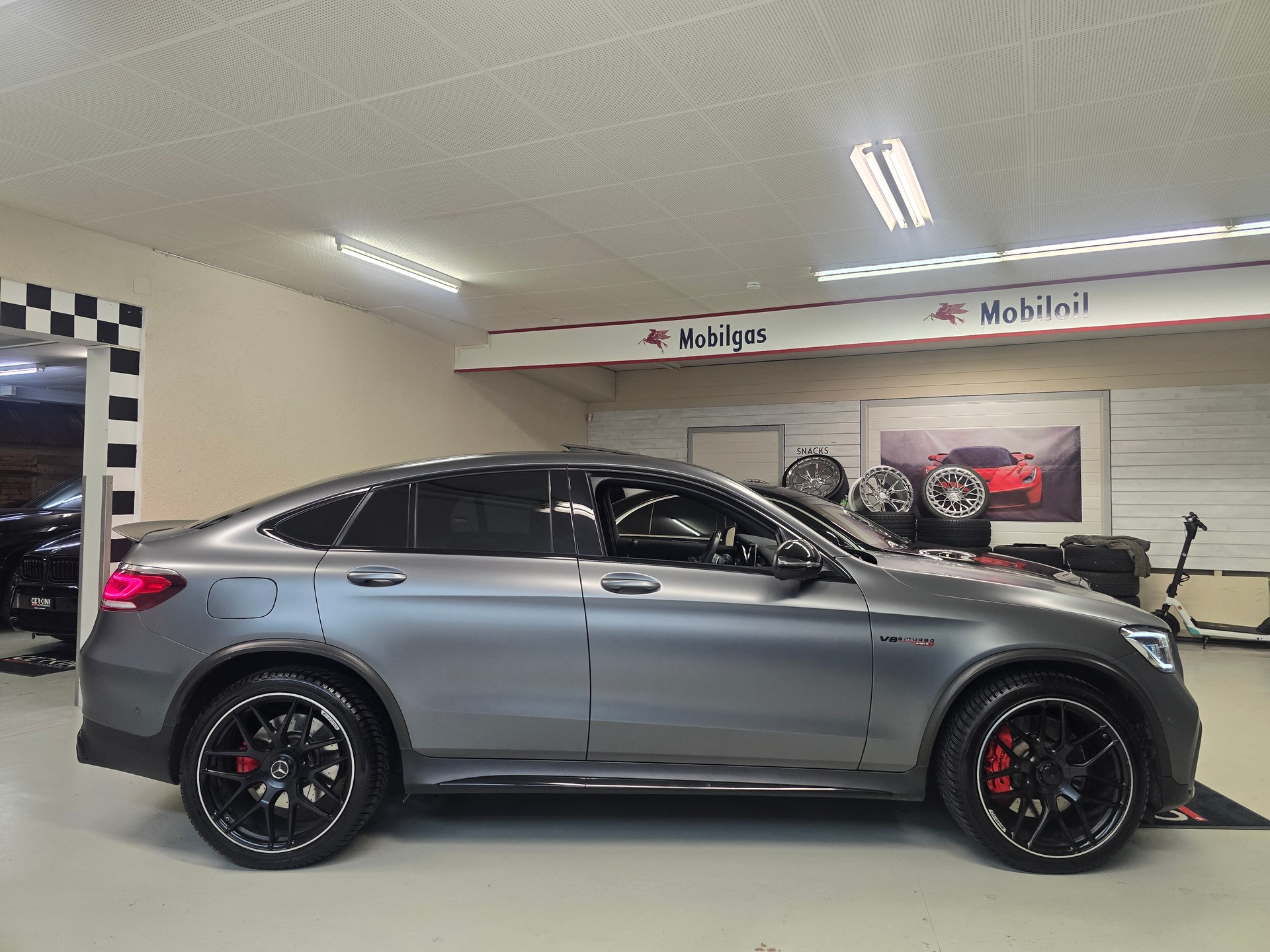 MERCEDES-BENZ GLC Coupé 63 S AMG 4Matic - Sonderlackierung-image-3