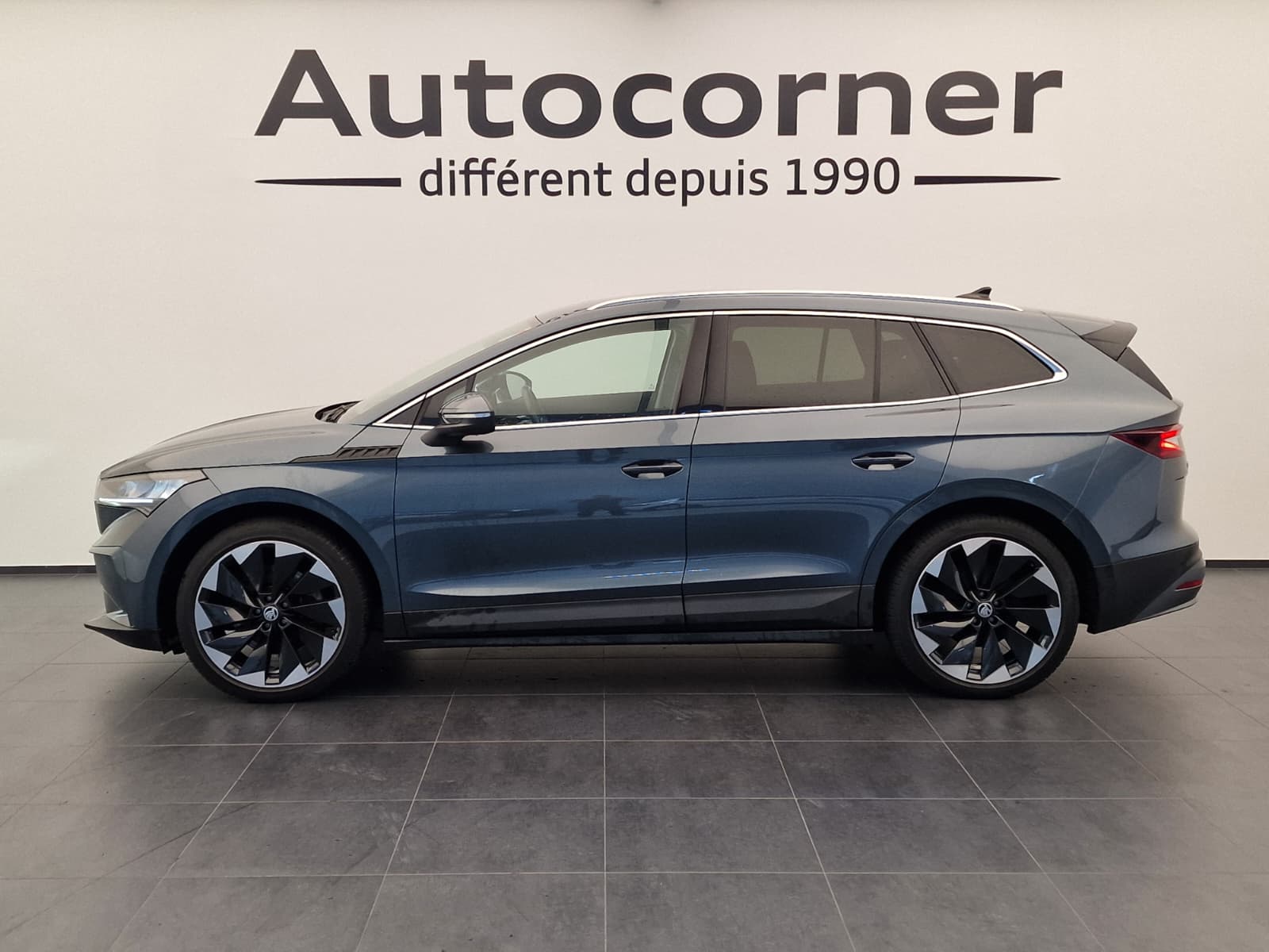 SKODA Enyaq iV 80x-showroom-element-2