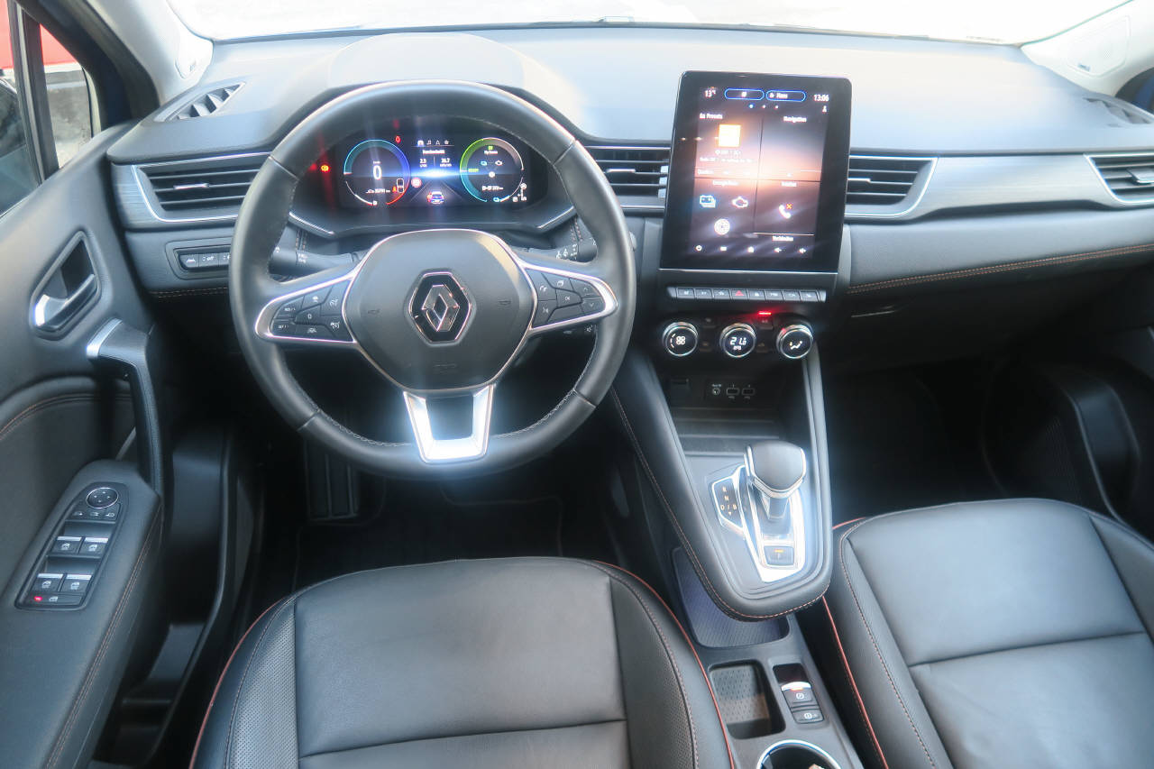 RENAULT Captur 1.6 E-Tech Plug-in iconic-image-4