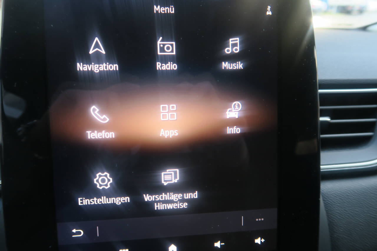RENAULT Captur 1.6 E-Tech Plug-in iconic-image-8