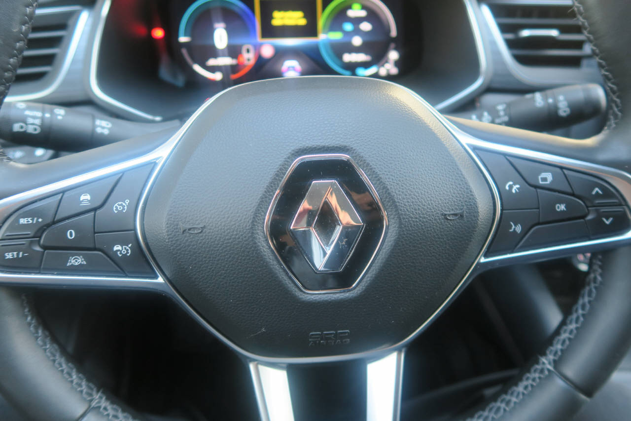 RENAULT Captur 1.6 E-Tech Plug-in iconic-image-5