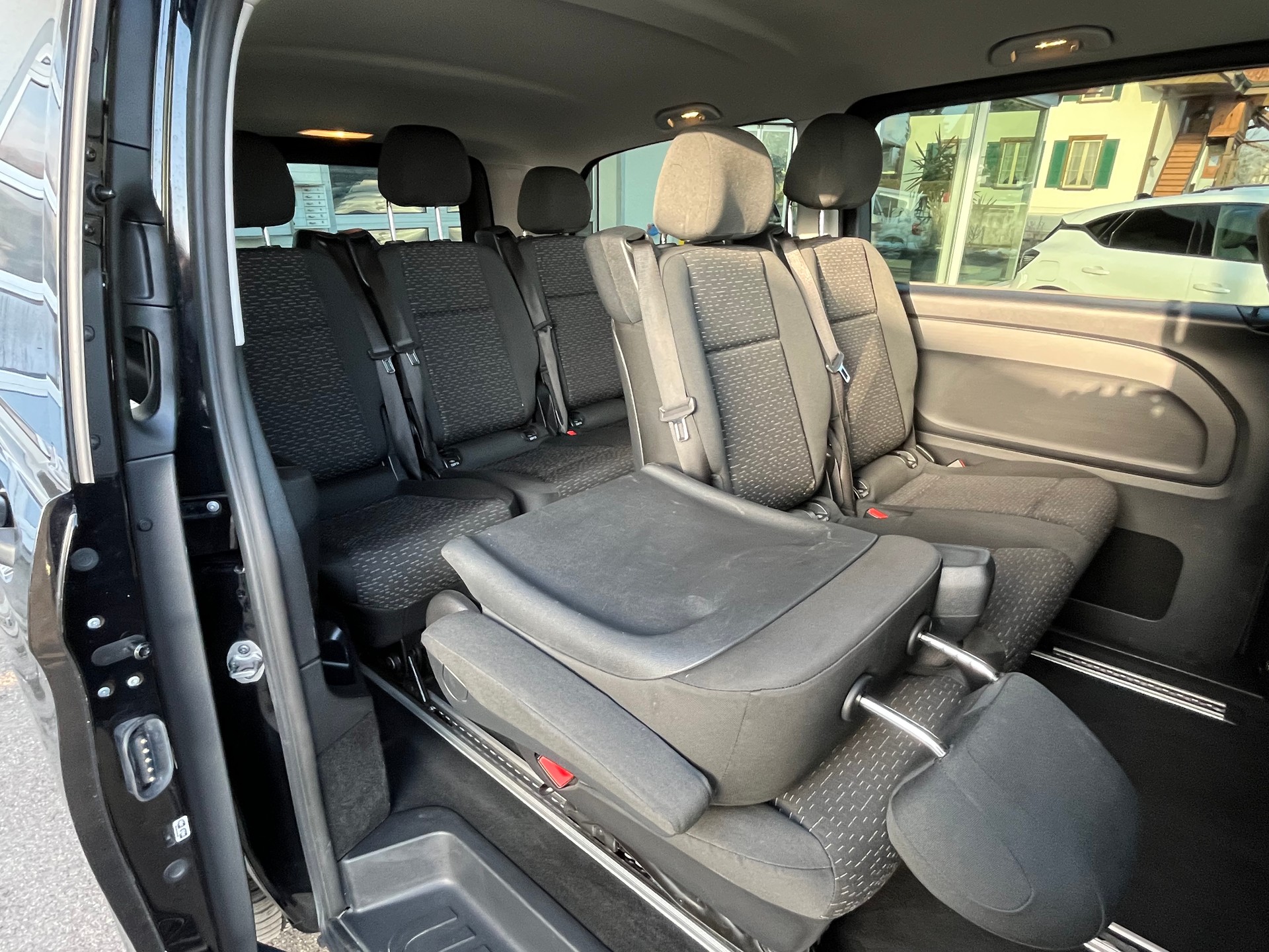 MERCEDES-BENZ Vito 116 CDI Lang Select Tourer 4Matic 9G-Tronic+++9-PLÄTZER+++-image-9