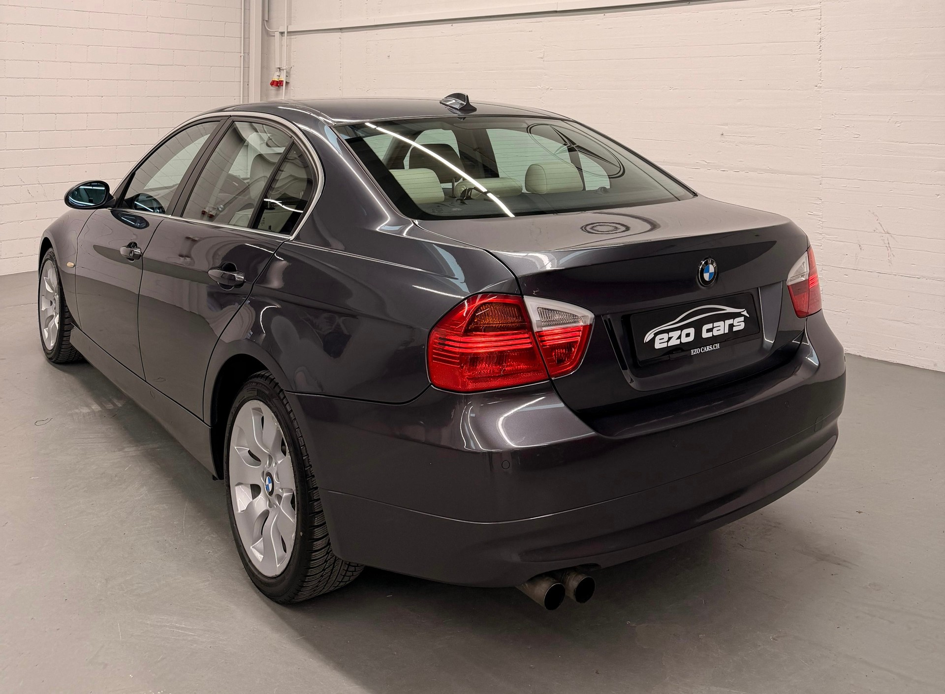 BMW 325d (3.0 Diesel) Sport Edition Automat Frisch ab MFK Top Angebot-image-5