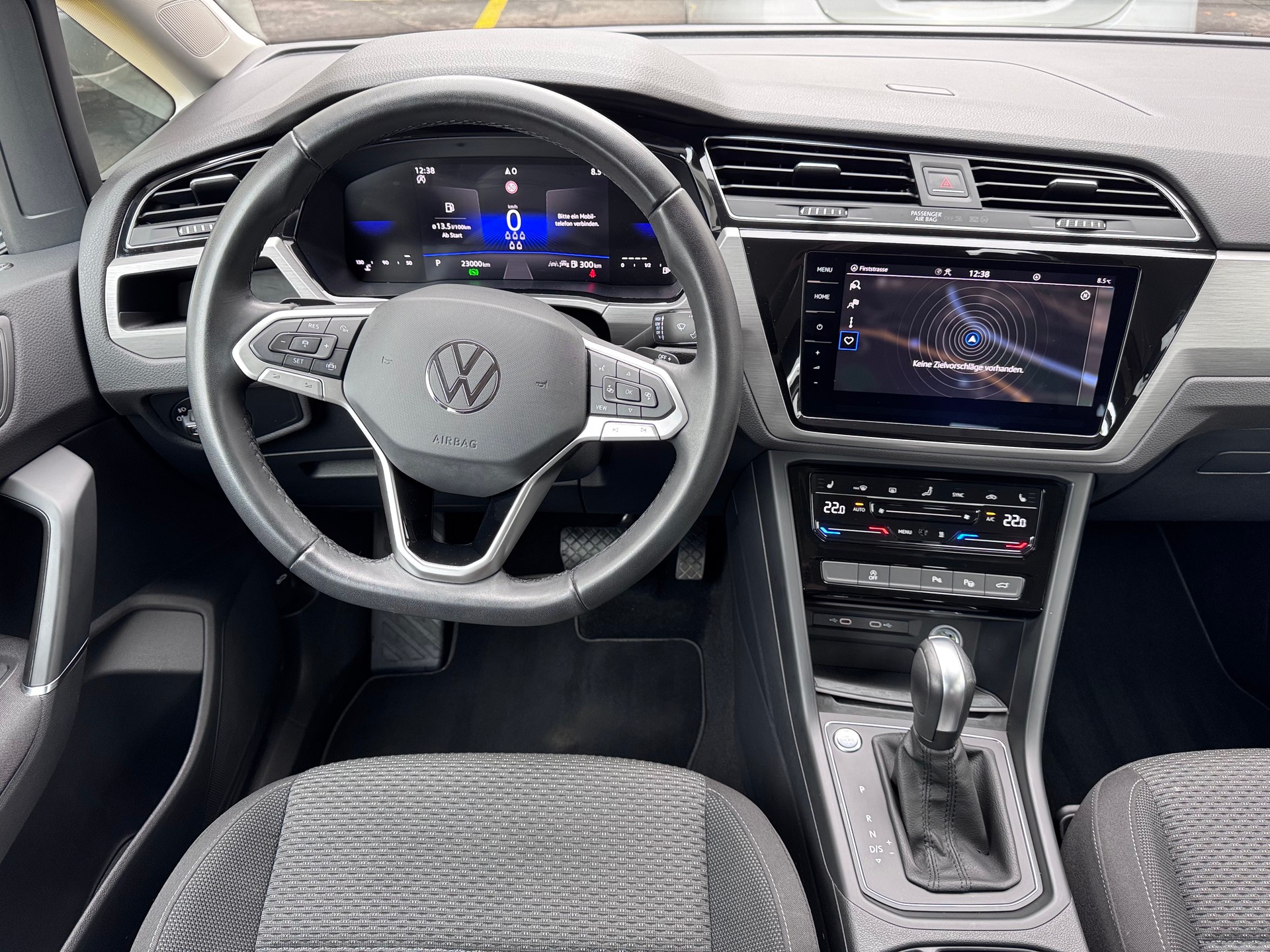 VW Touran 2.0 TDI BlueMotion Technology Comfortline DSG-image-5