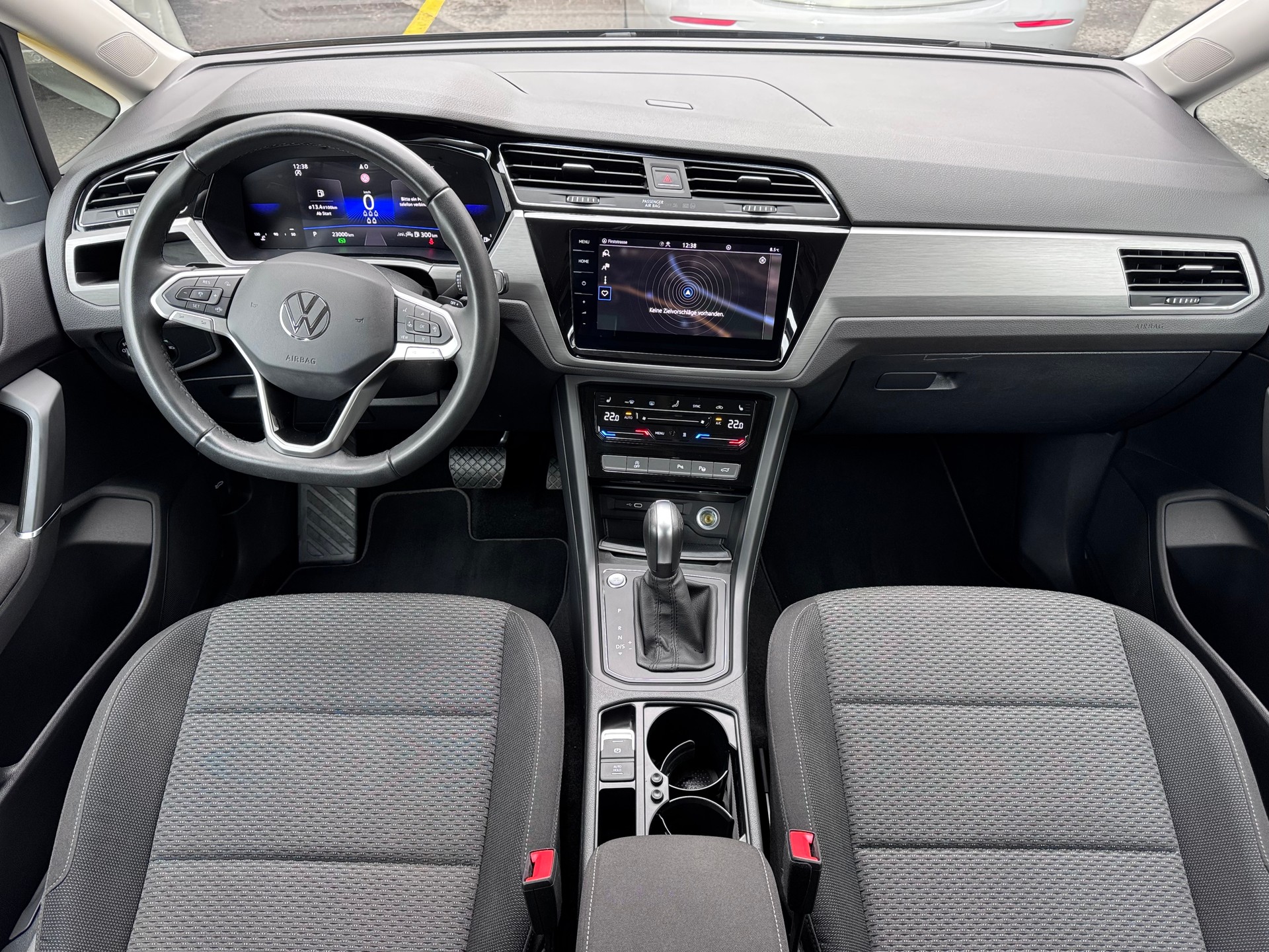 VW Touran 2.0 TDI BlueMotion Technology Comfortline DSG-image-4