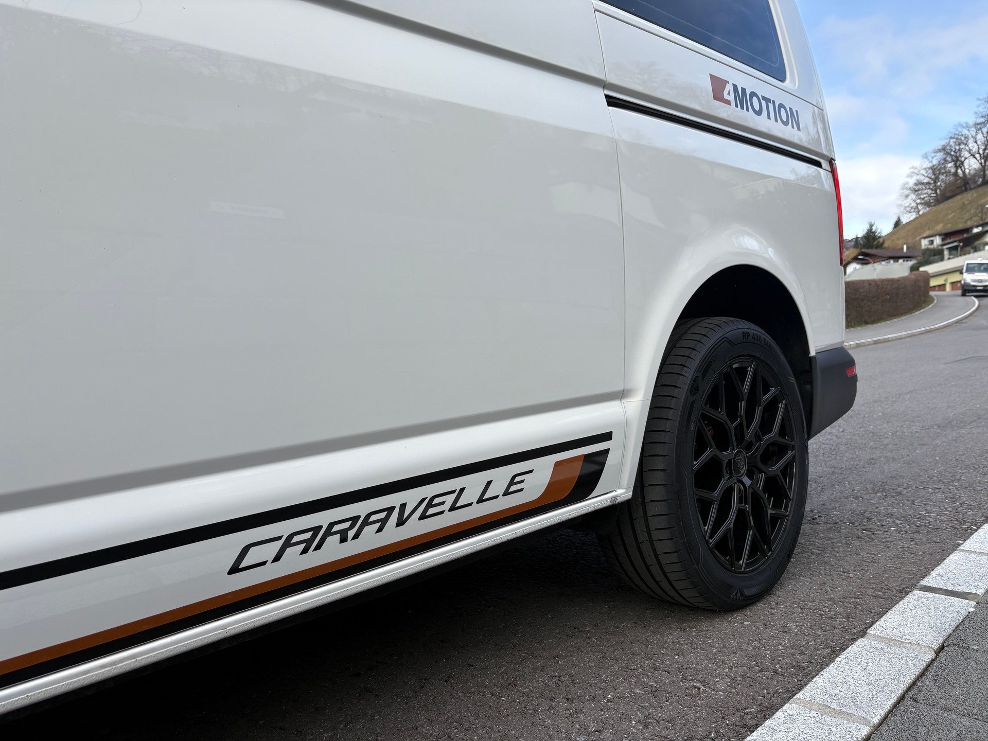 VW T6.1 Caravelle 2.0 TDI 4Motion-image-14