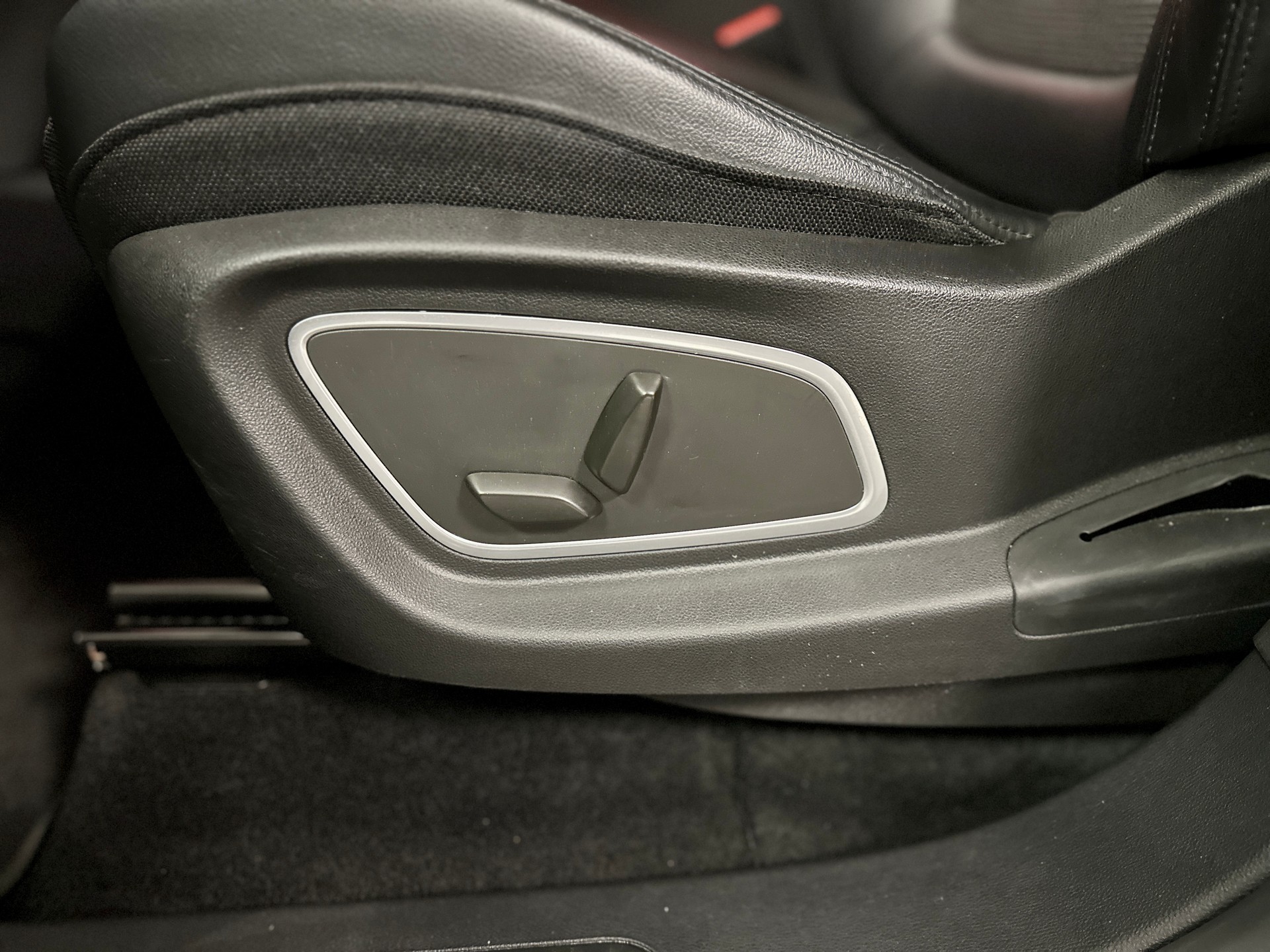 RENAULT Espace 2.0 dCi Business EDC-image-11