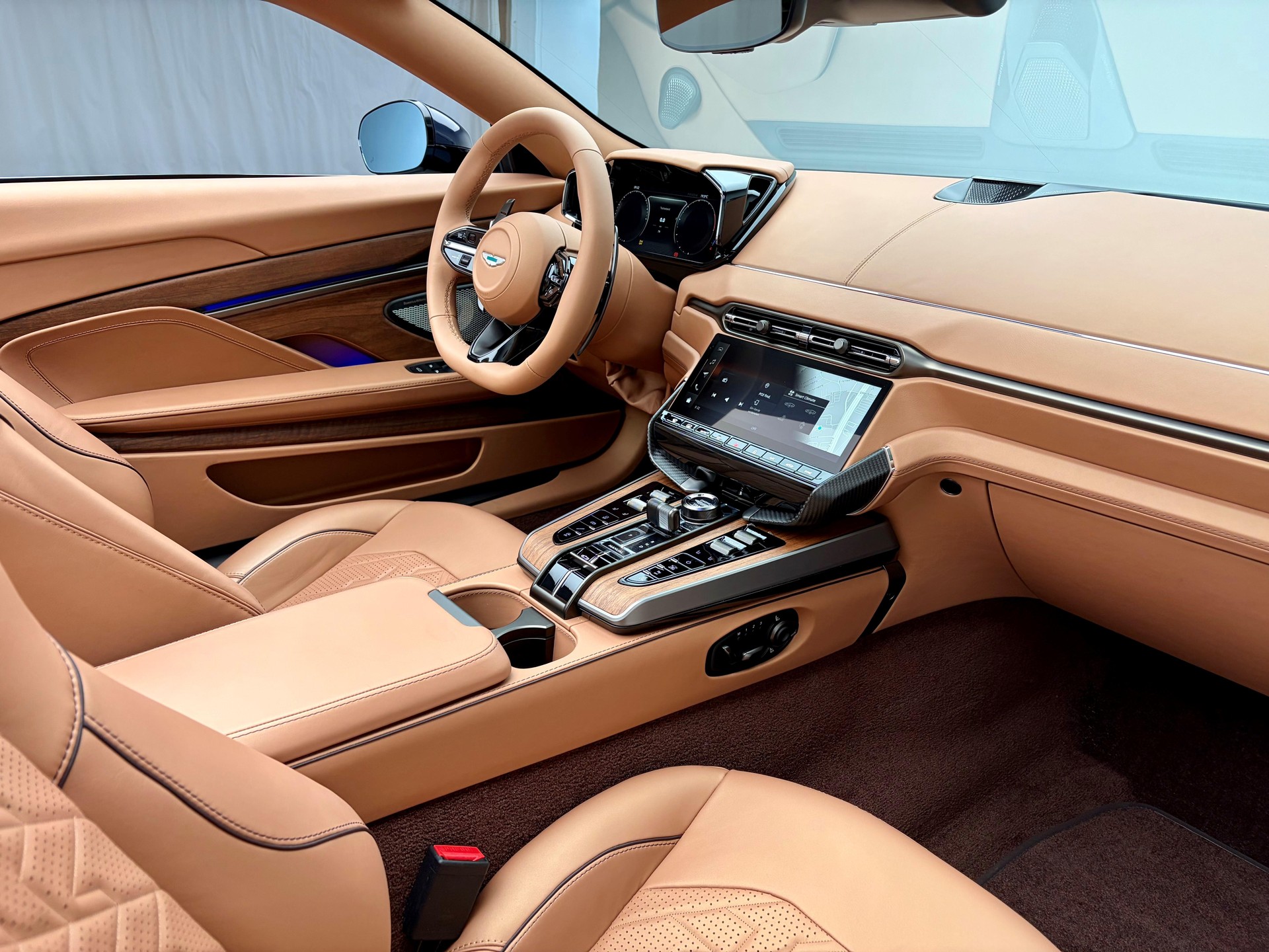 ASTON MARTIN Vanquish Volante 5.2 V12 Bi-Turbo-image-9