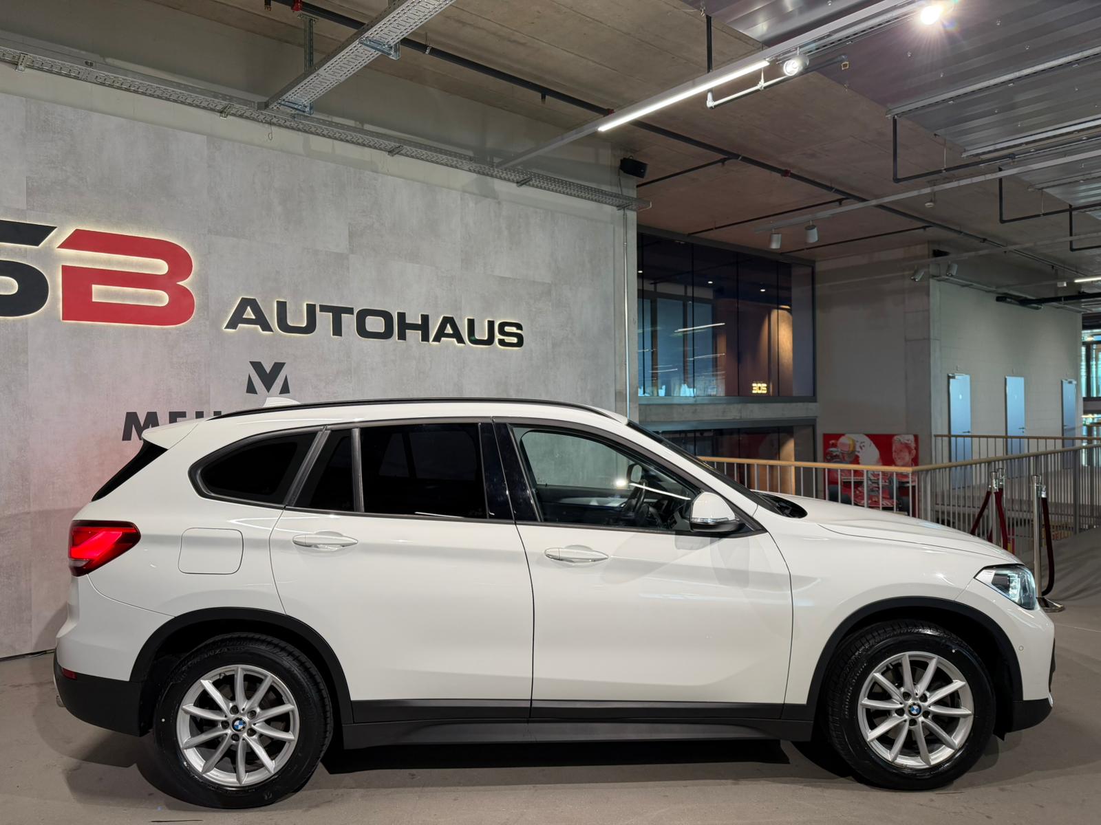 BMW X1 xDrive 18d xLine Fleet Edition Steptronic-image-5