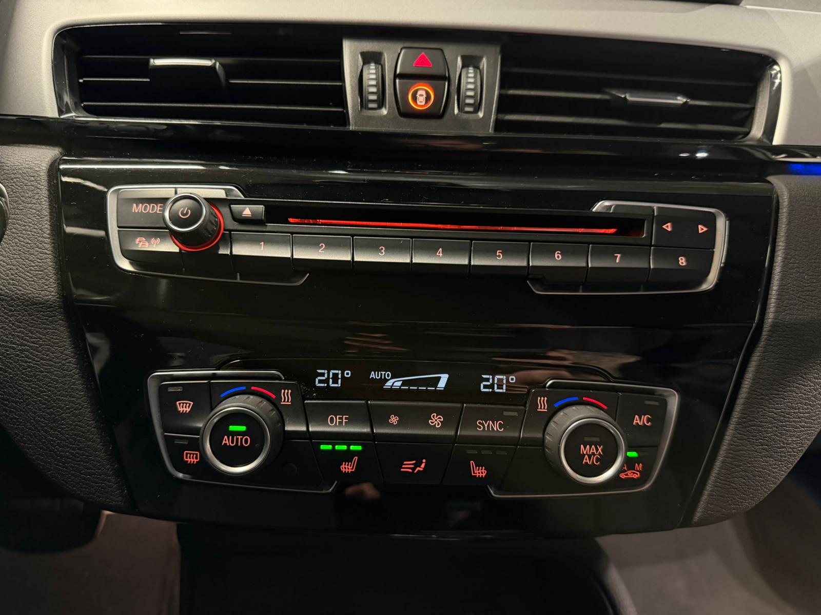 BMW X1 xDrive 18d xLine Fleet Edition Steptronic-image-16