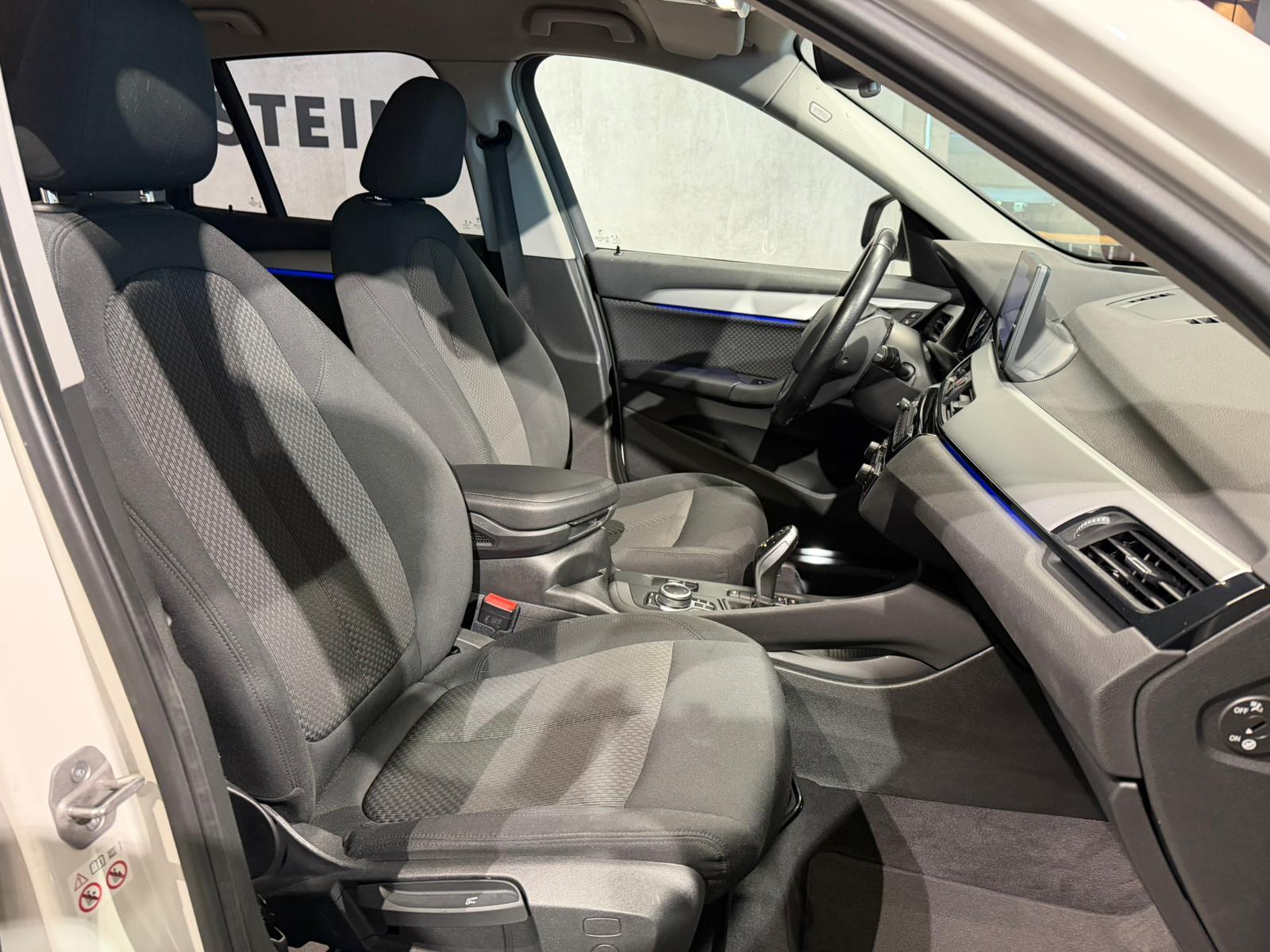 BMW X1 xDrive 18d xLine Fleet Edition Steptronic-image-11