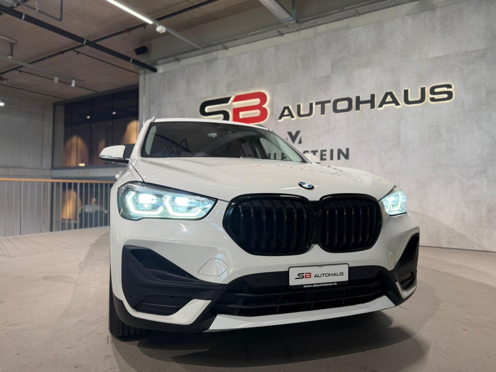 BMW X1 xDrive 18d xLine Fleet Edition Steptronic-showroom-element-3