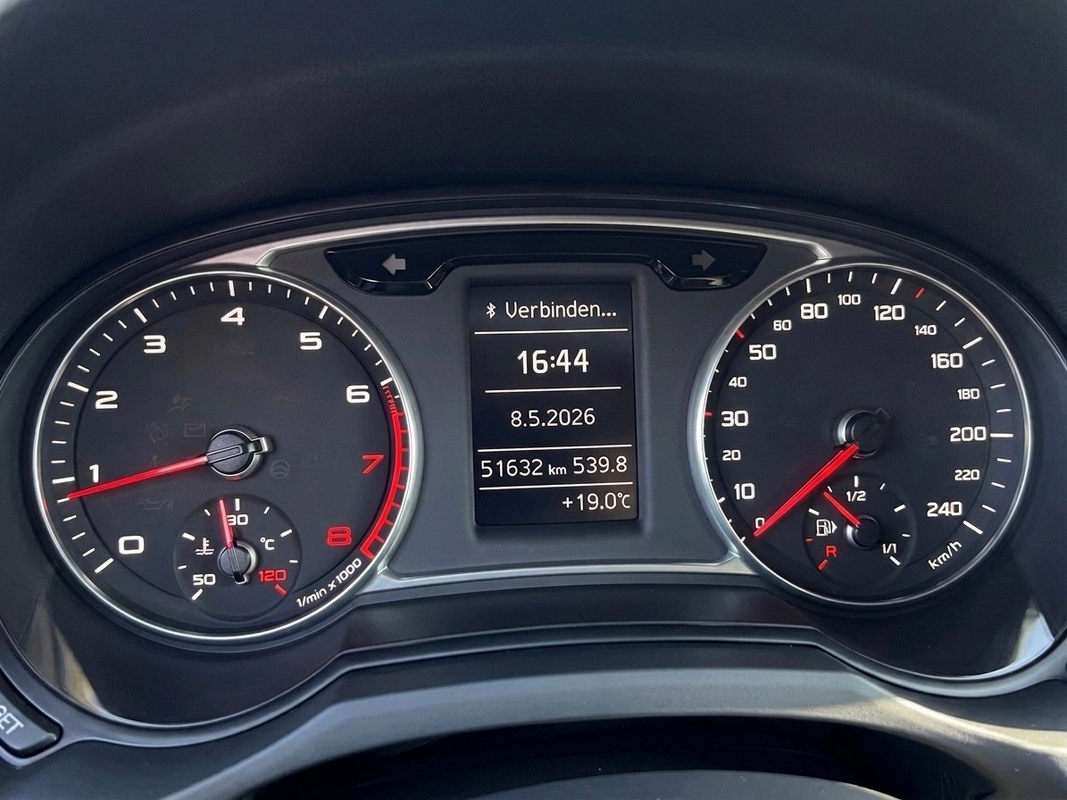 AUDI *RESERVIERT* A1 1.2 TFSI (S-Line) Ambition *1. Hand*-image-18