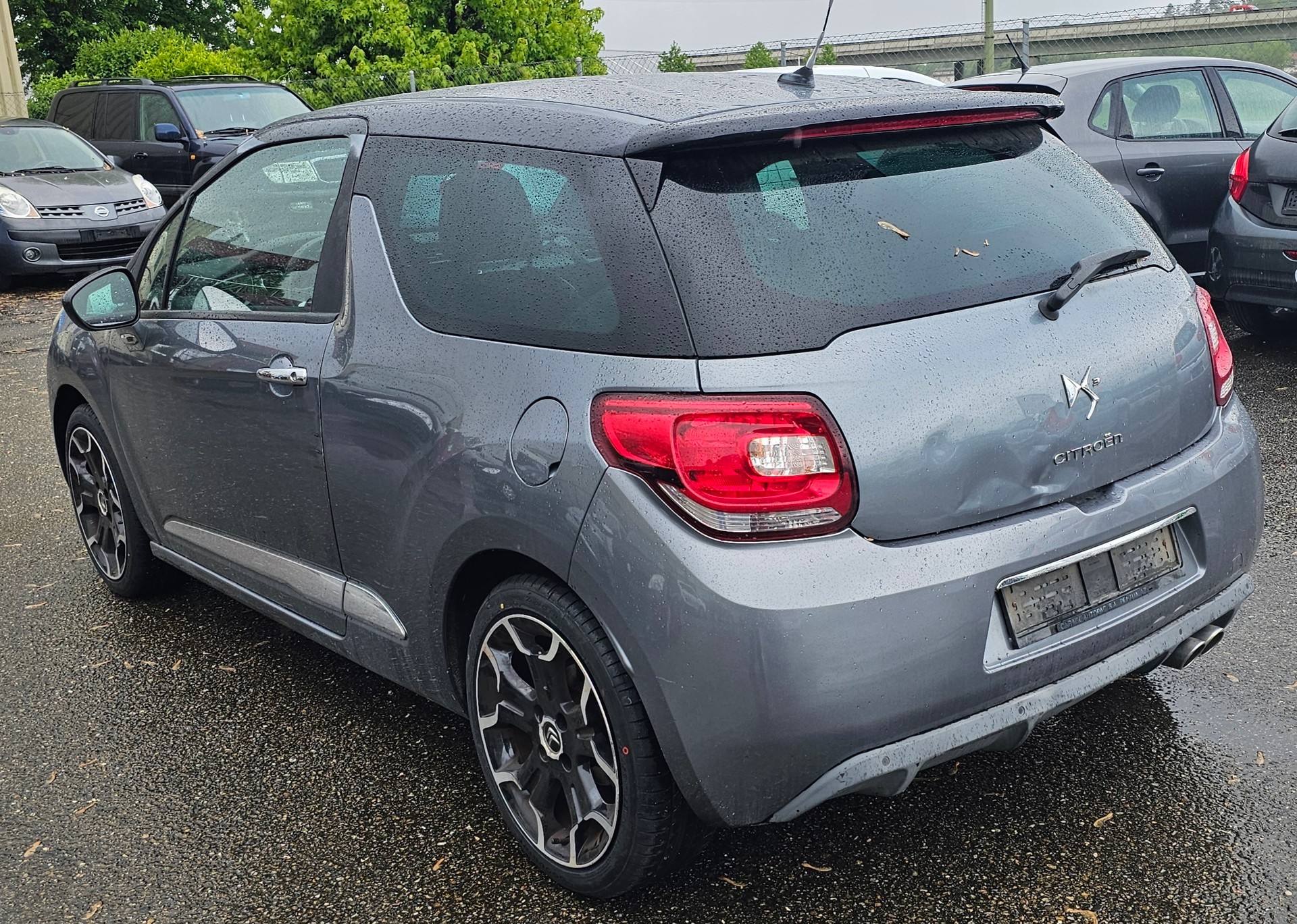 DS AUTOMOBILES DS3 1.6 16V HDi Sport Chic-image-5