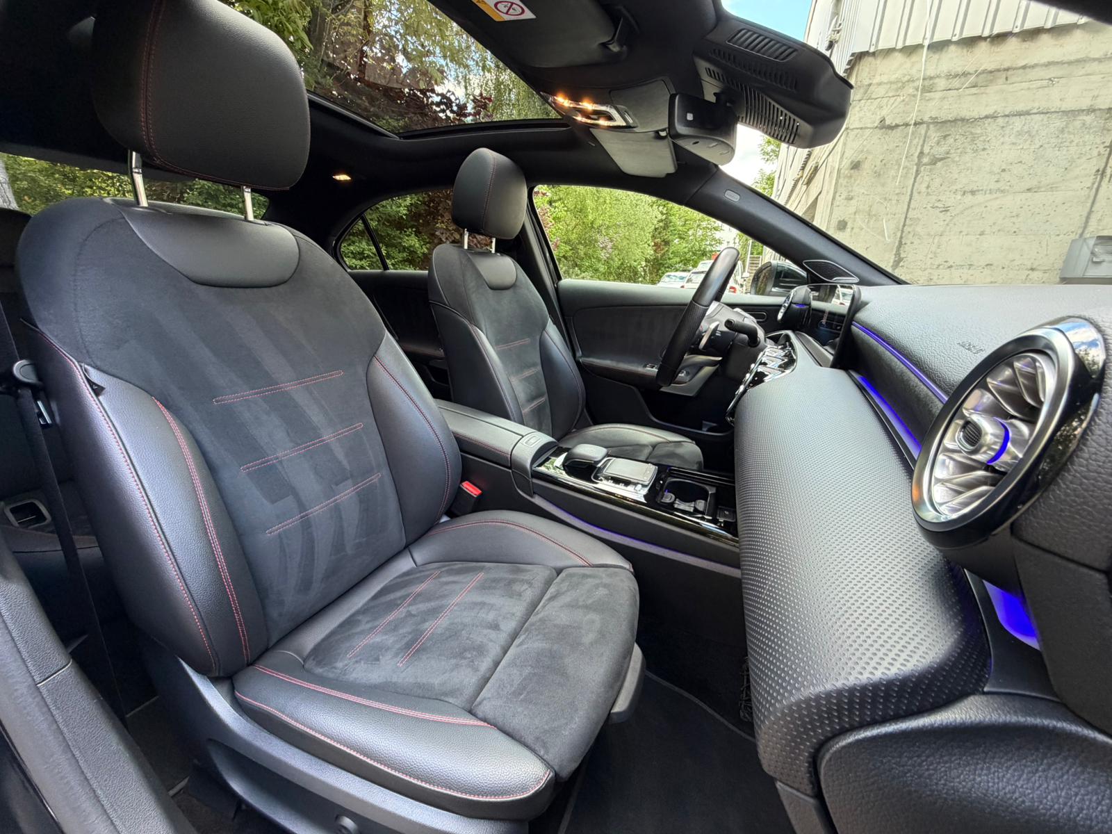 MERCEDES-BENZ A 250 4Matic AMG Line 4Matic 7G-DCT-image-16