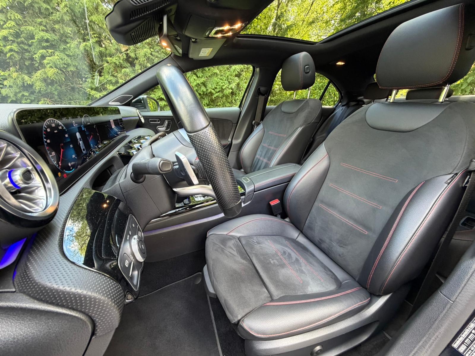 MERCEDES-BENZ A 250 4Matic AMG Line 4Matic 7G-DCT-image-11