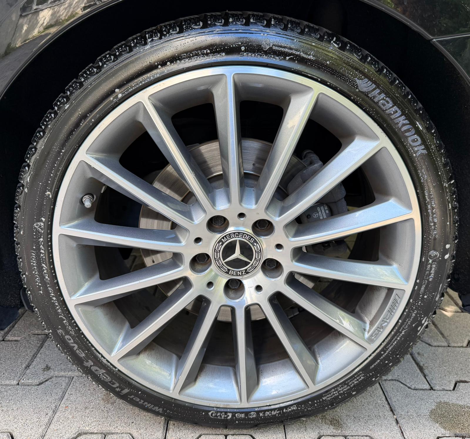 MERCEDES-BENZ A 250 4Matic AMG Line 4Matic 7G-DCT-image-8