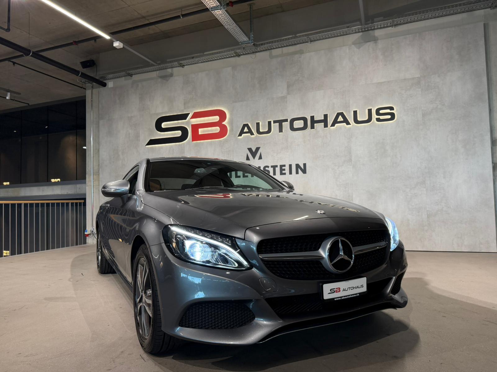 MERCEDES-BENZ C 400 Coupé 4Matic 9G-tronic-image-4