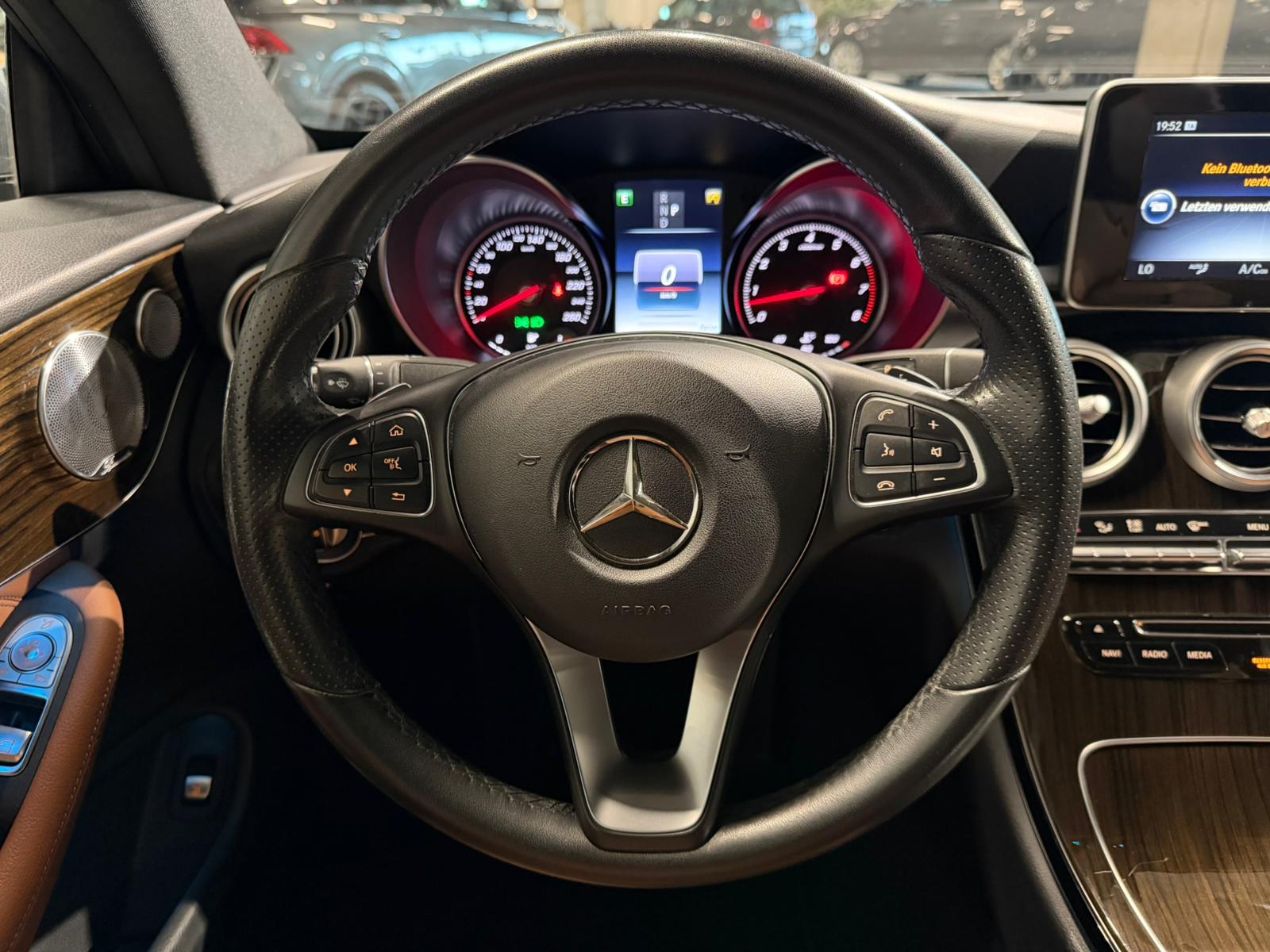 MERCEDES-BENZ C 400 Coupé 4Matic 9G-tronic-image-20